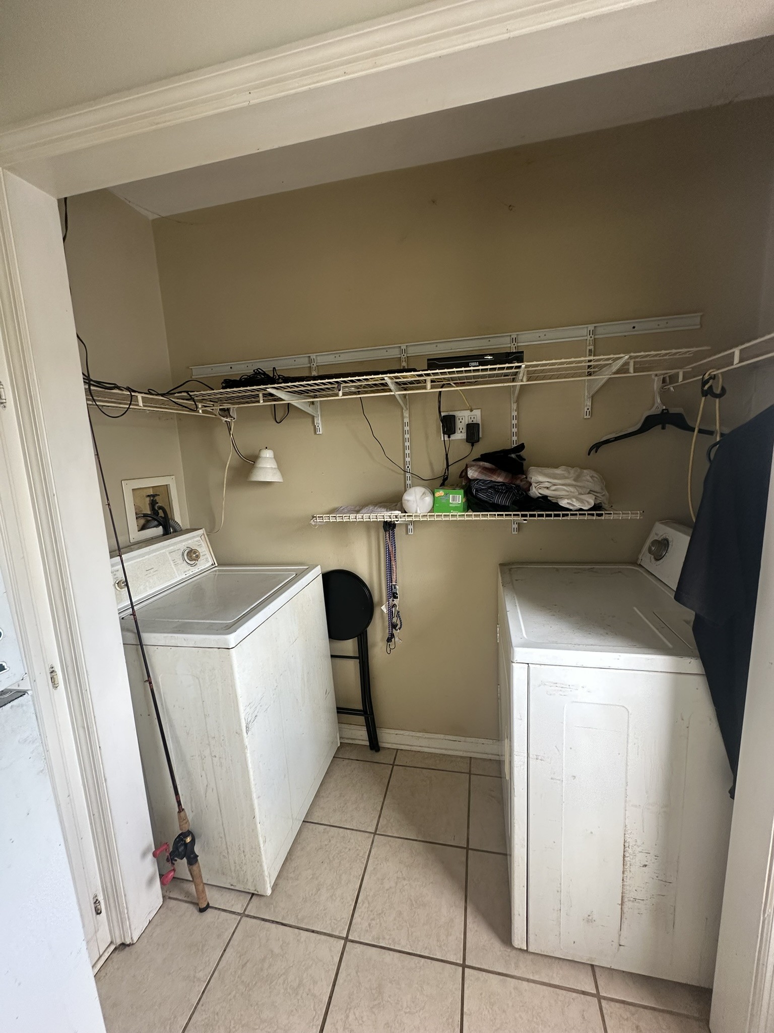 2039 W Jefferson Pike