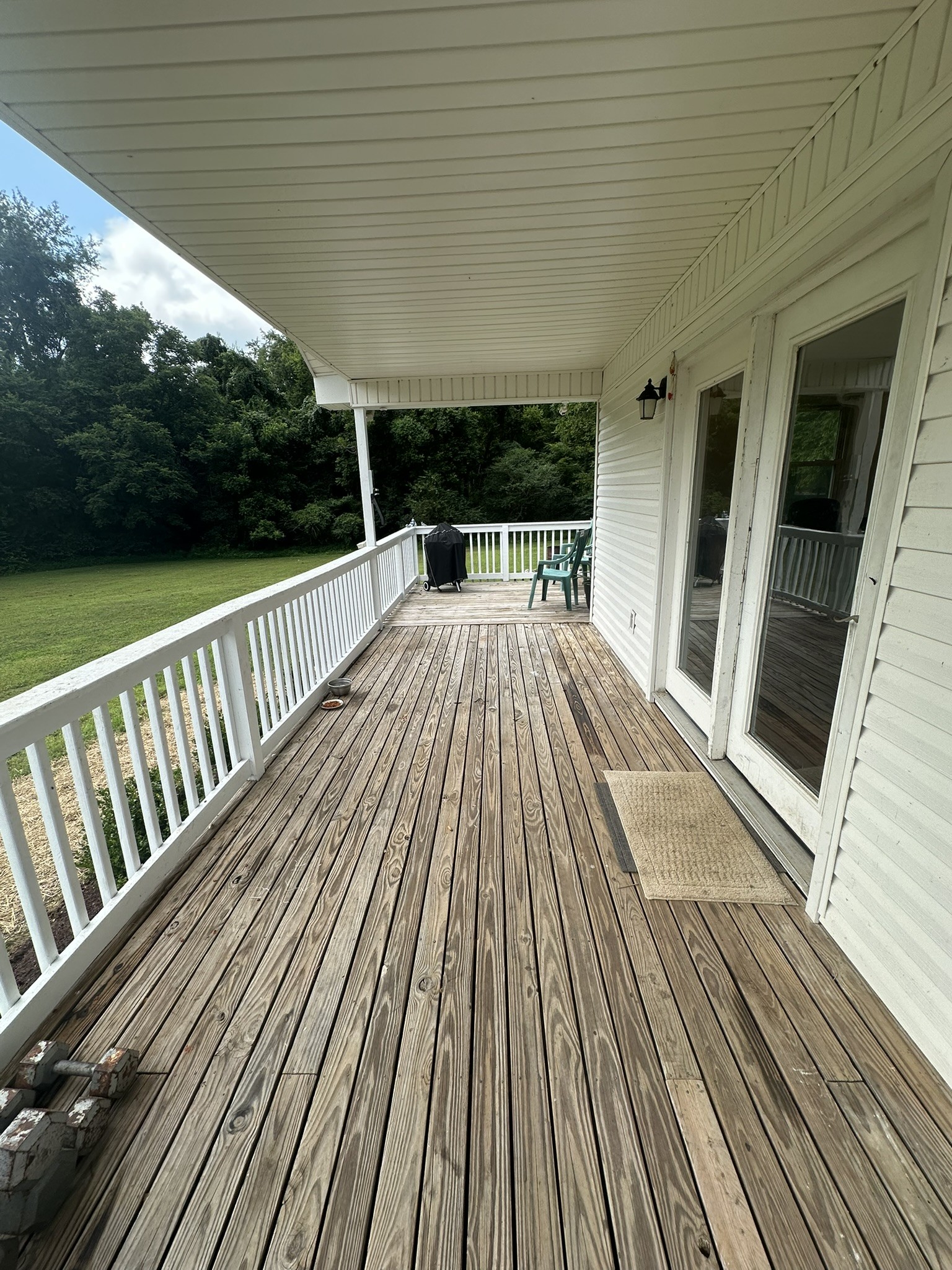 2039 W Jefferson Pike
