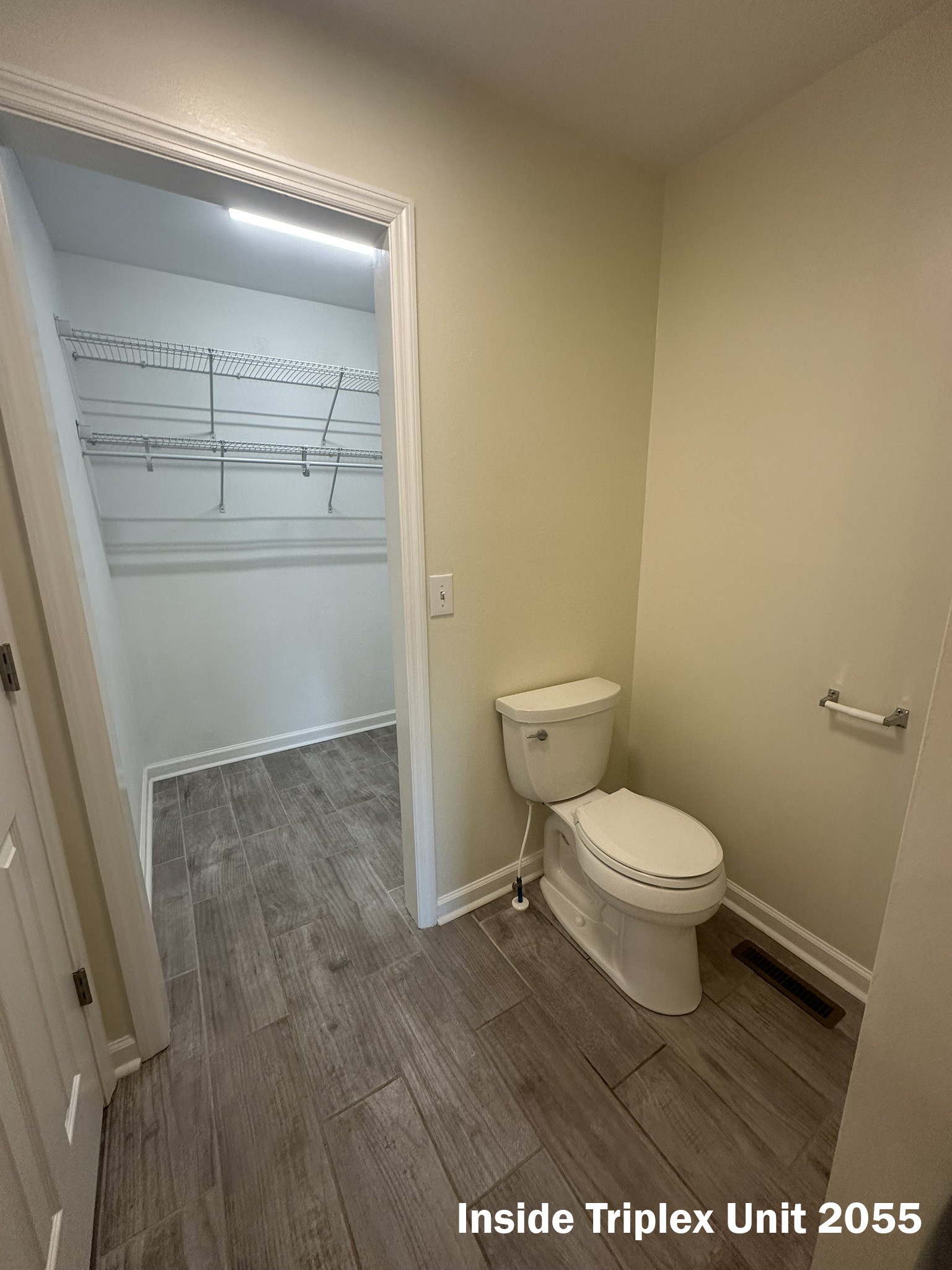 2053 W Jefferson Pike