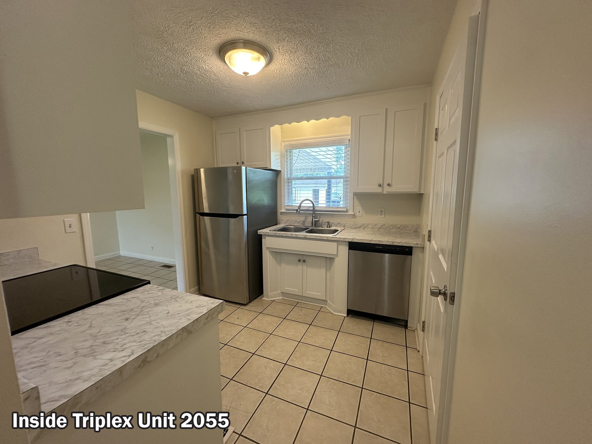 2053 W Jefferson Pike