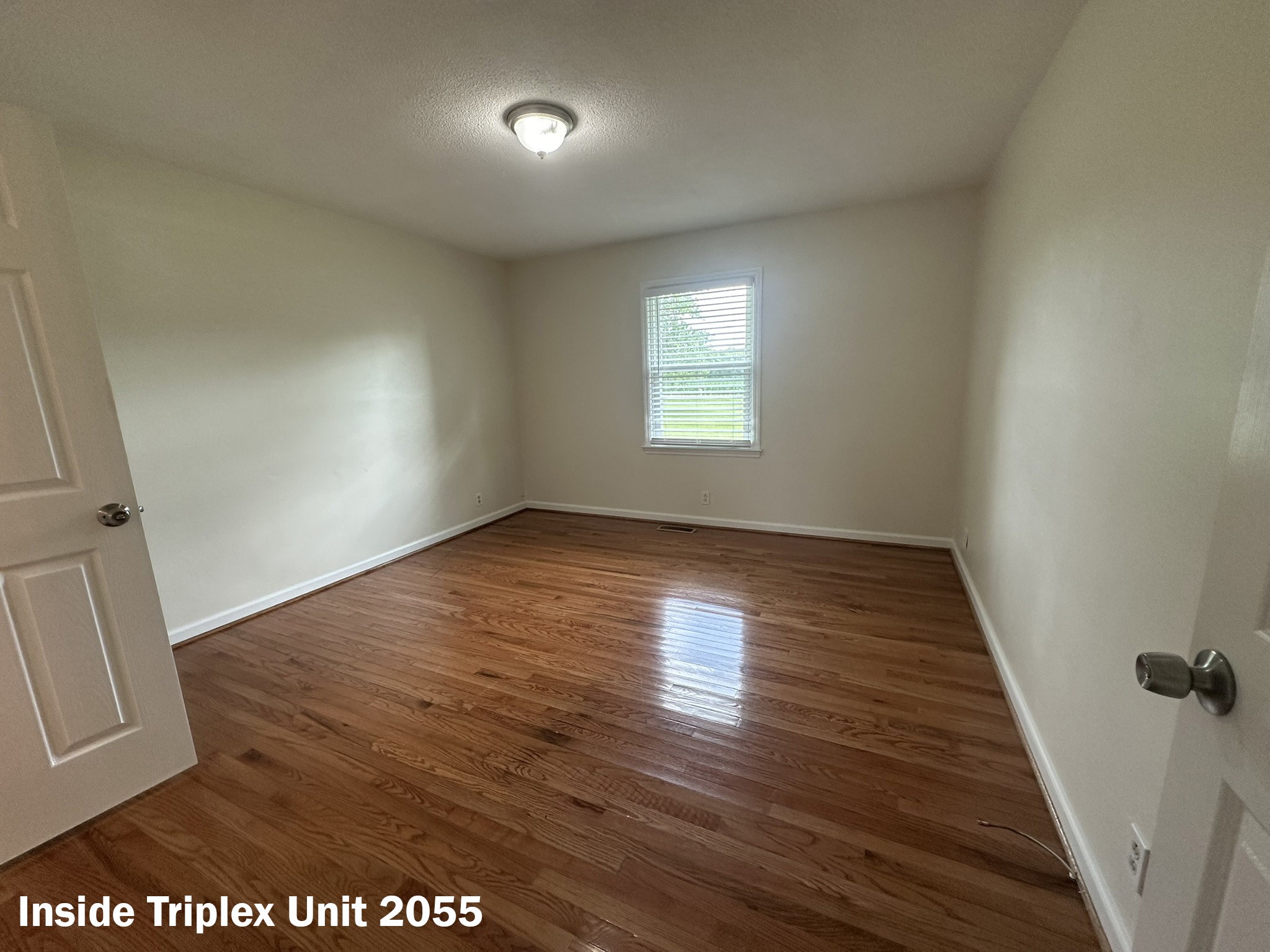 2053 W Jefferson Pike