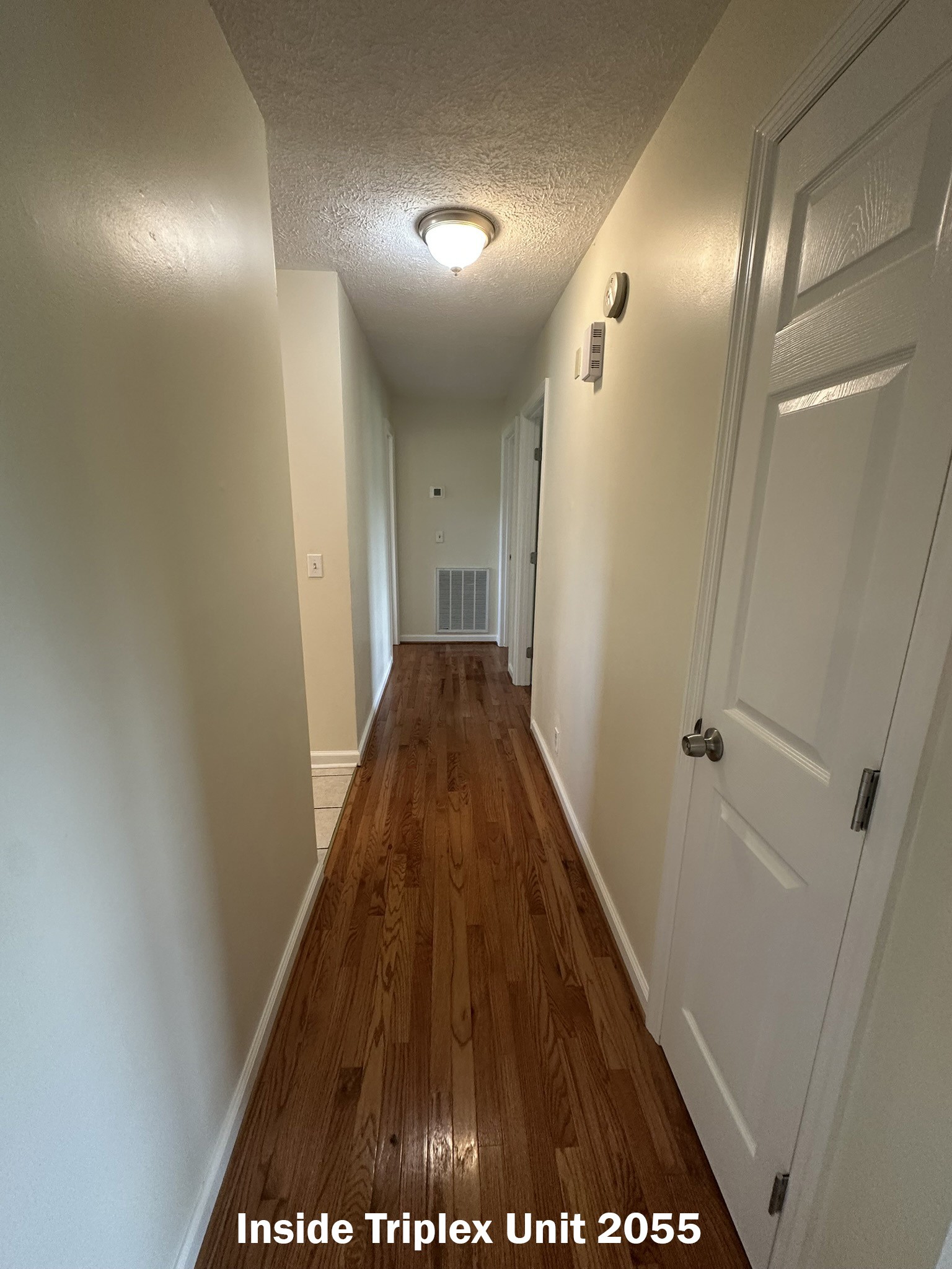 2053 W Jefferson Pike