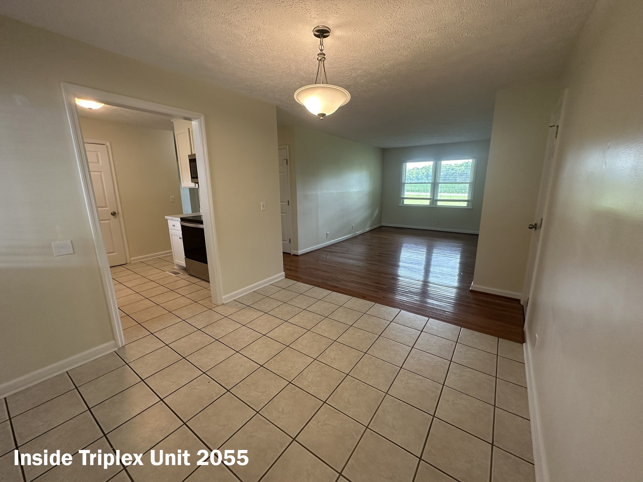 2053 W Jefferson Pike