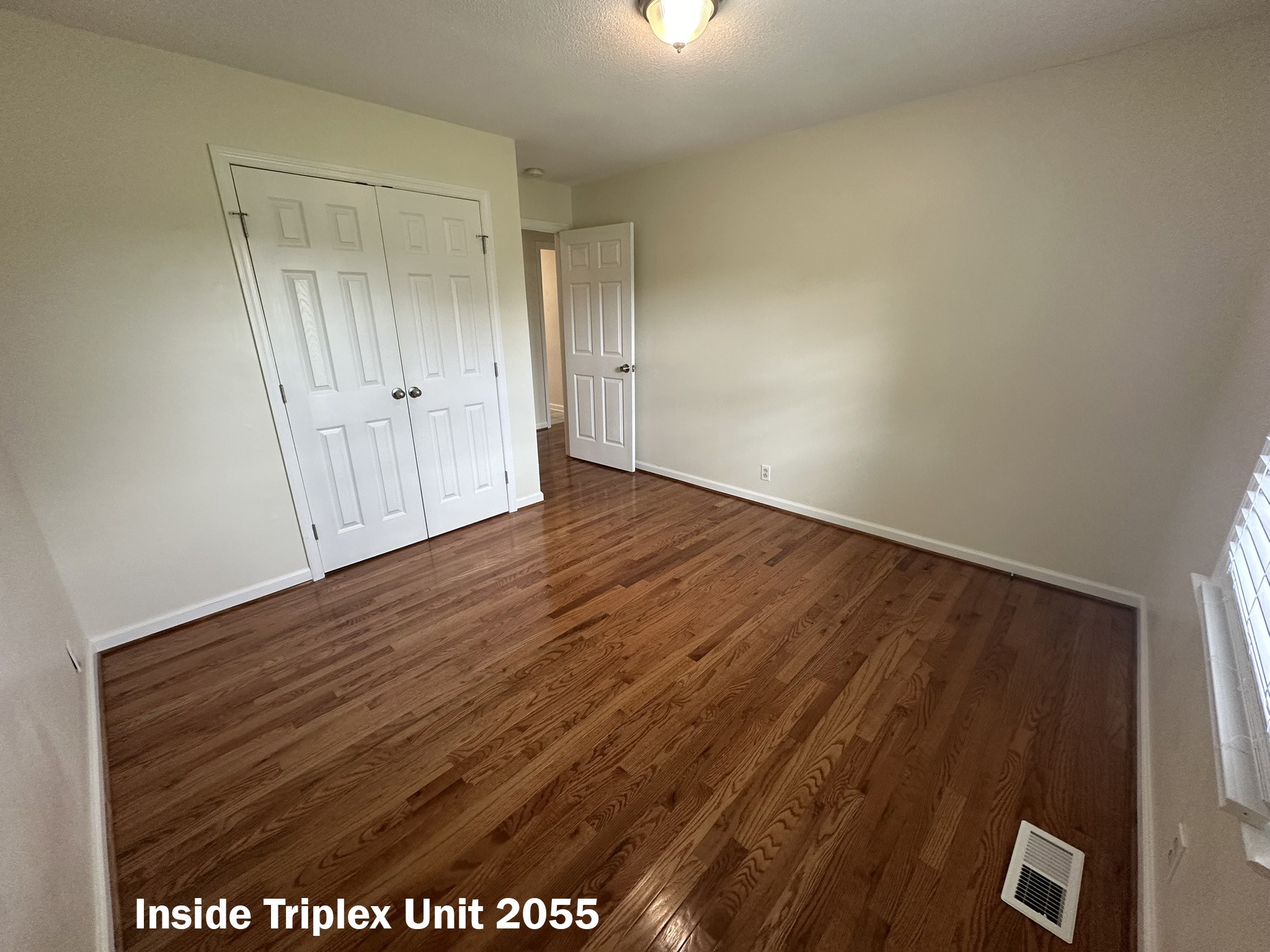 2053 W Jefferson Pike