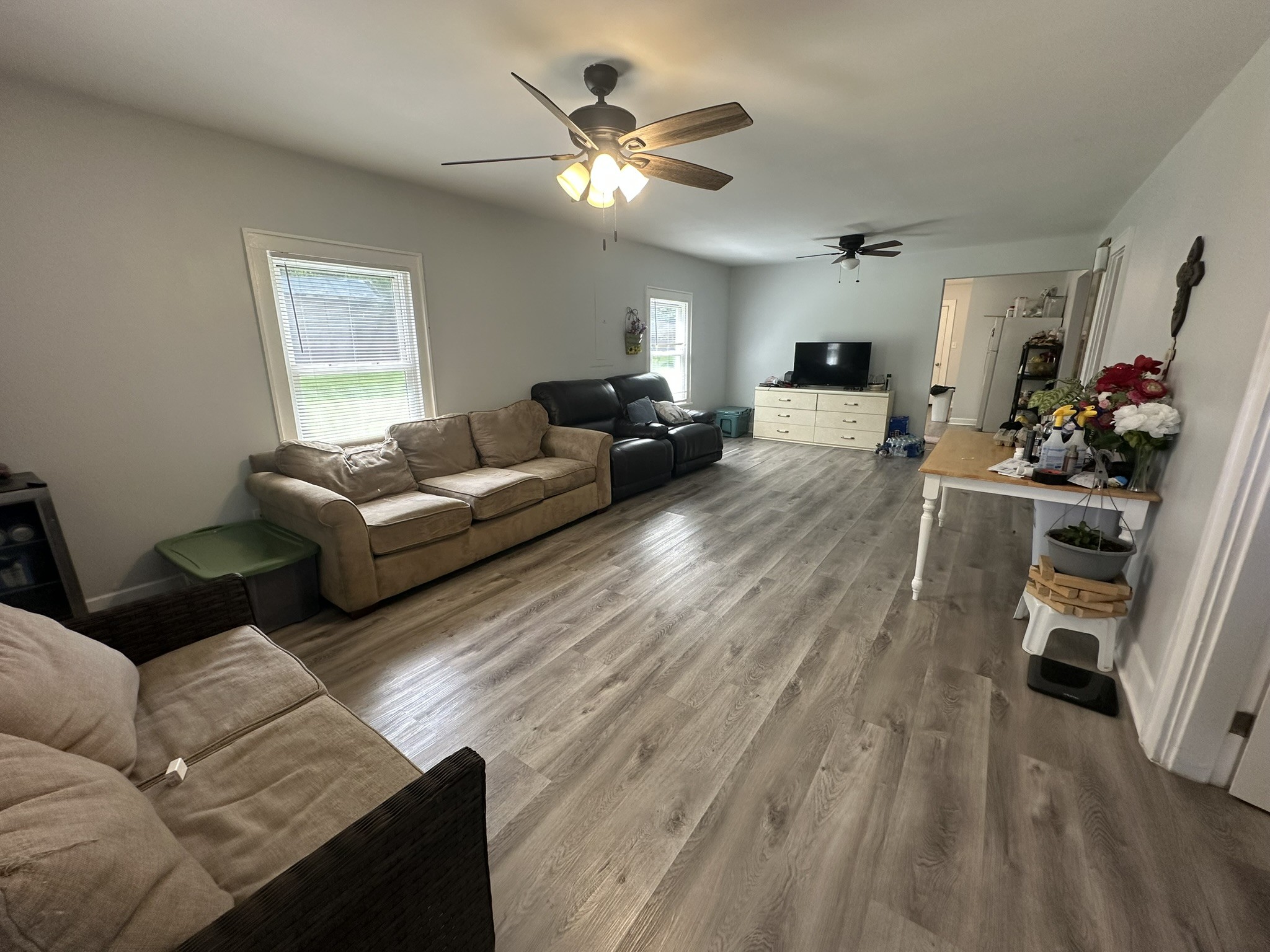 1851 W Jefferson Pike