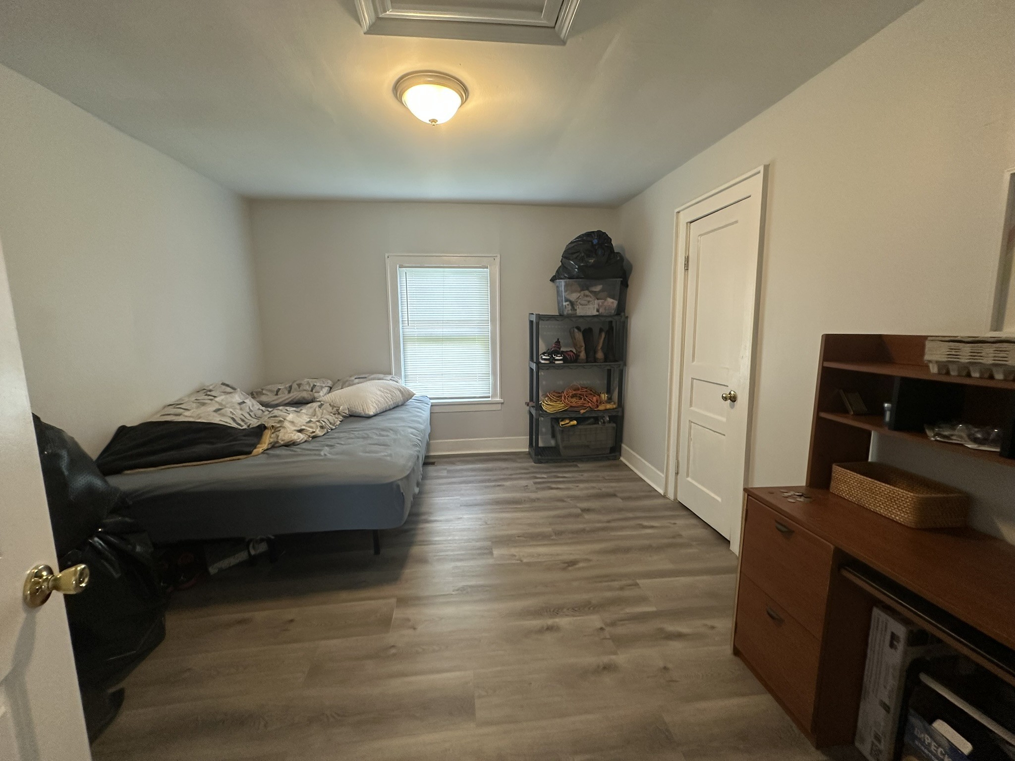 1851 W Jefferson Pike