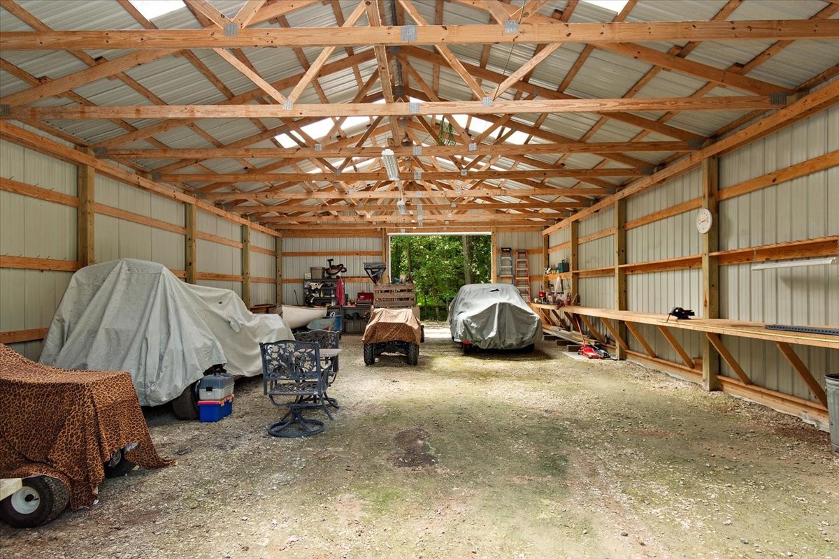 1570 Wolf Creek Rd