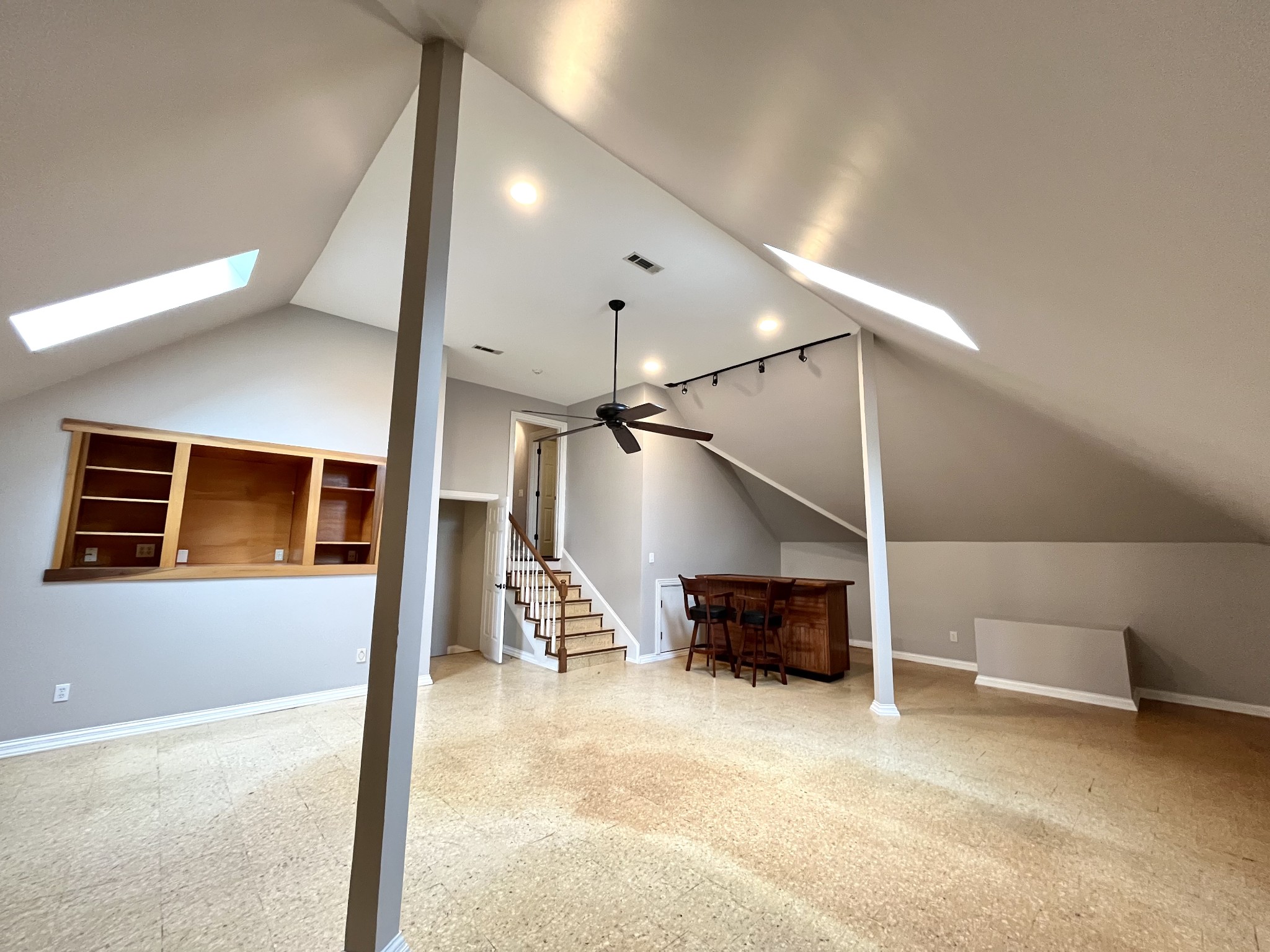 9351 Smithson Ln