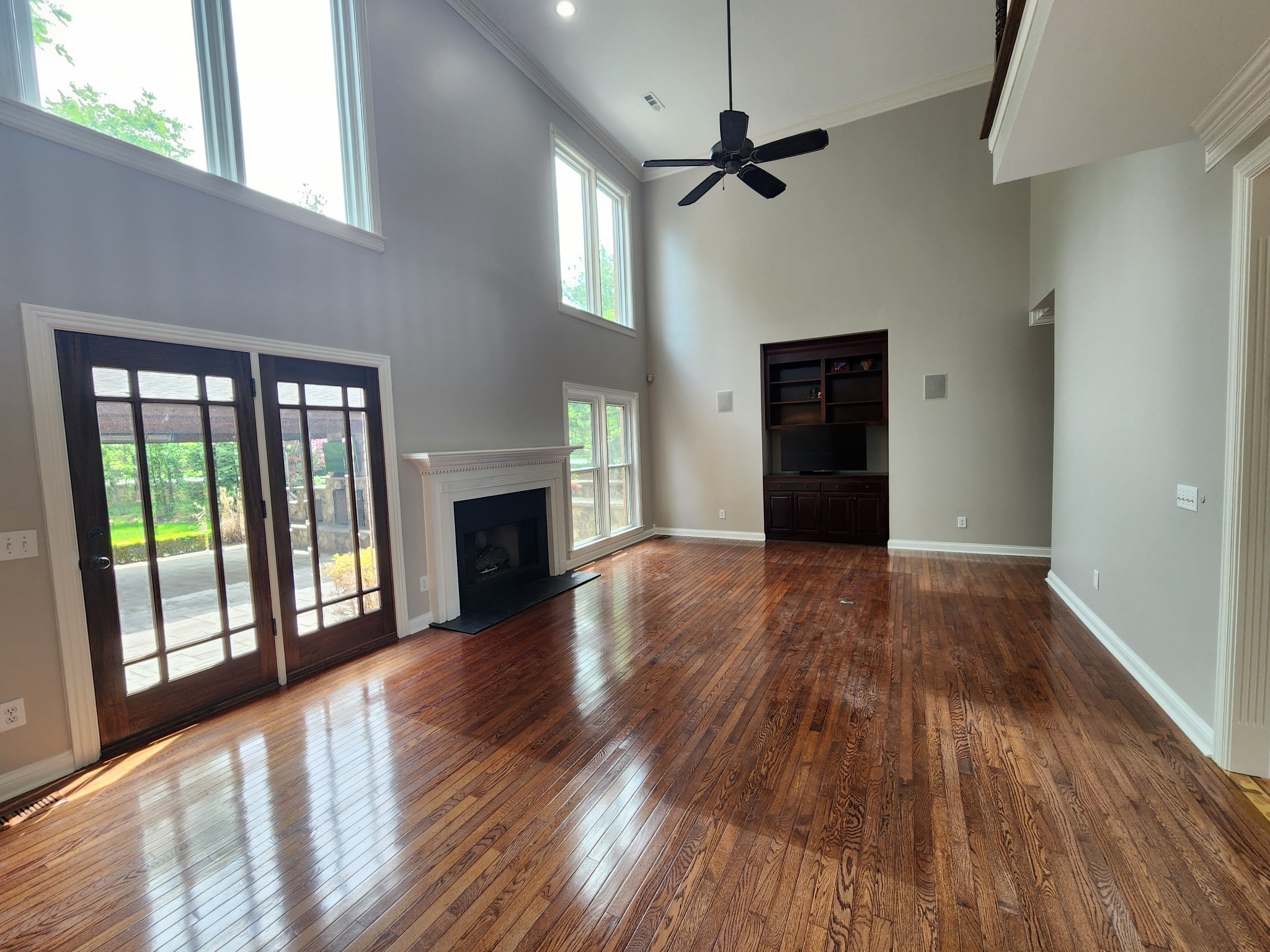 9351 Smithson Ln