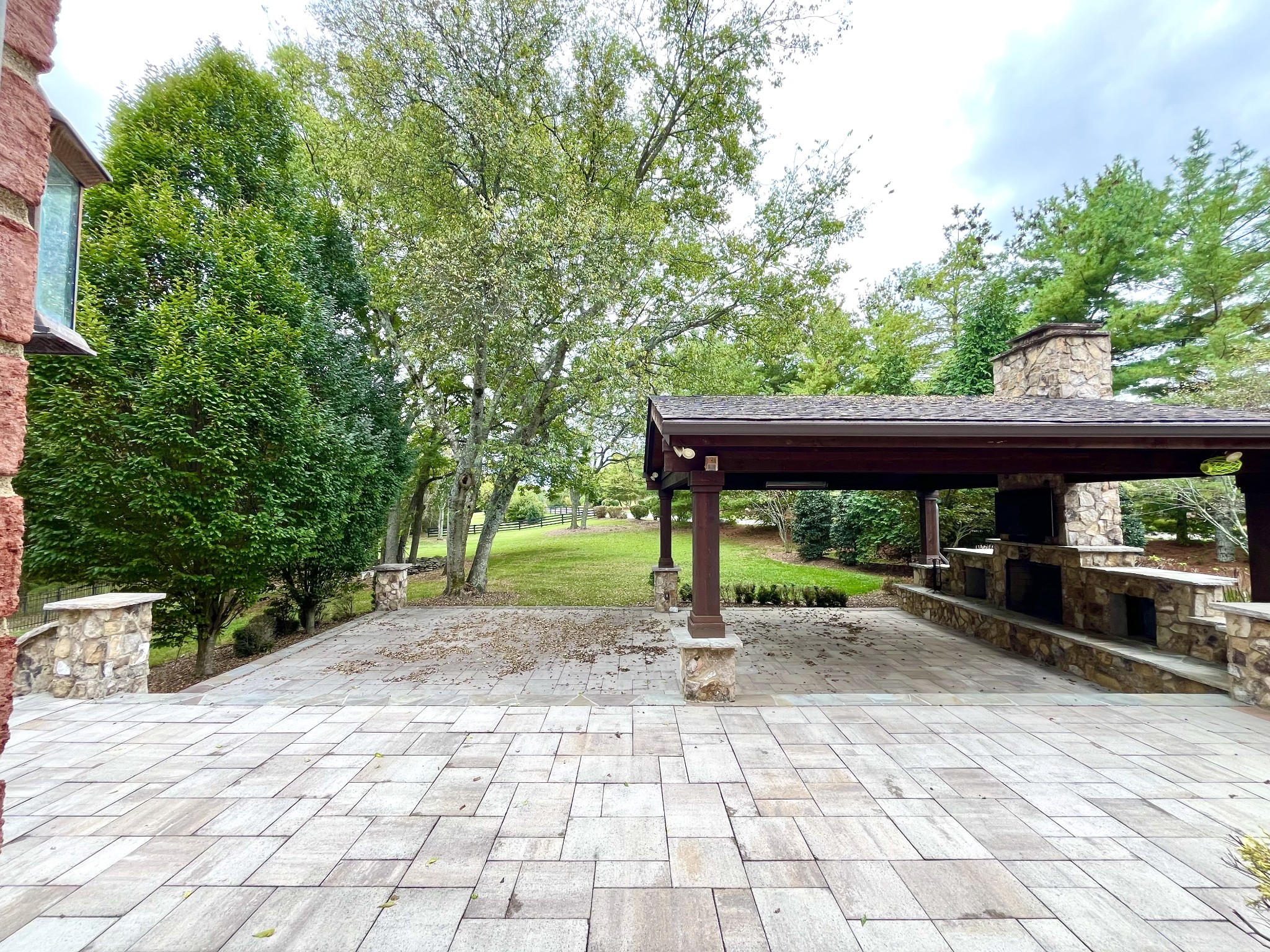9351 Smithson Ln