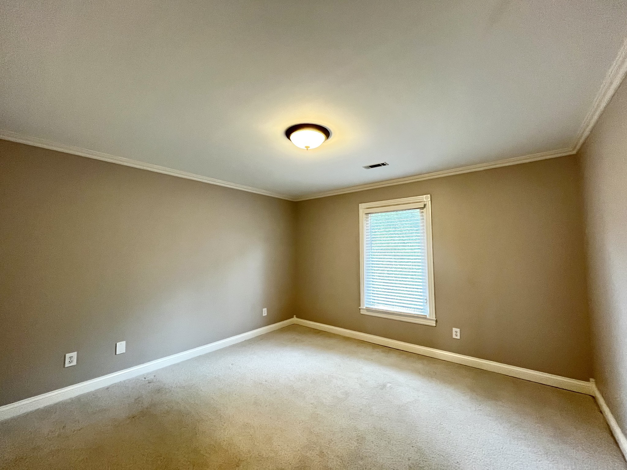 9351 Smithson Ln