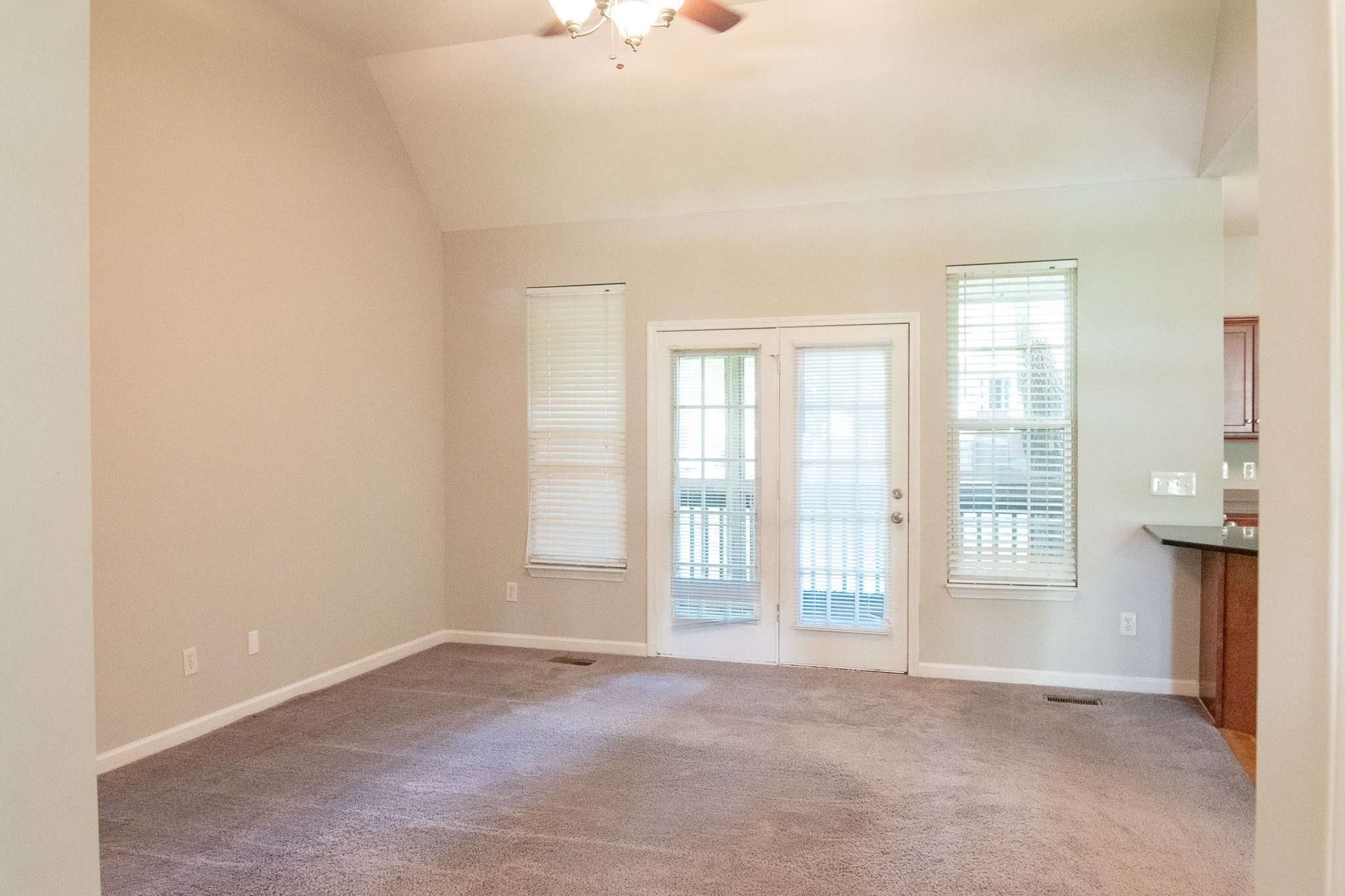 115 Gardenwood Ct