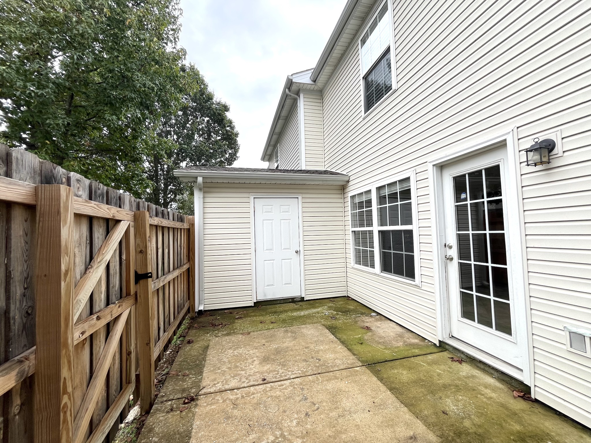 262 Arapaho Dr