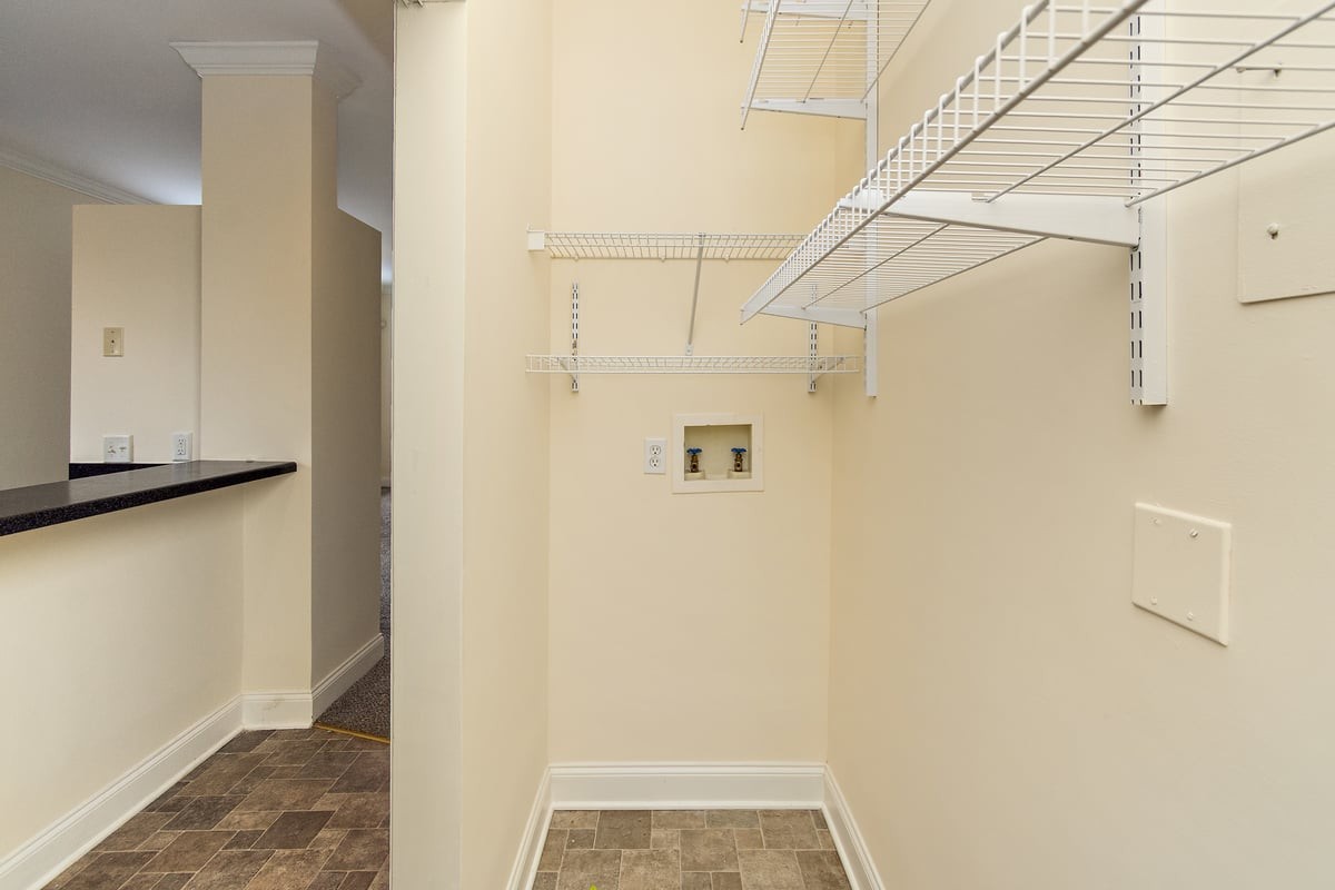 4316 Summercrest Blvd Unit: 524