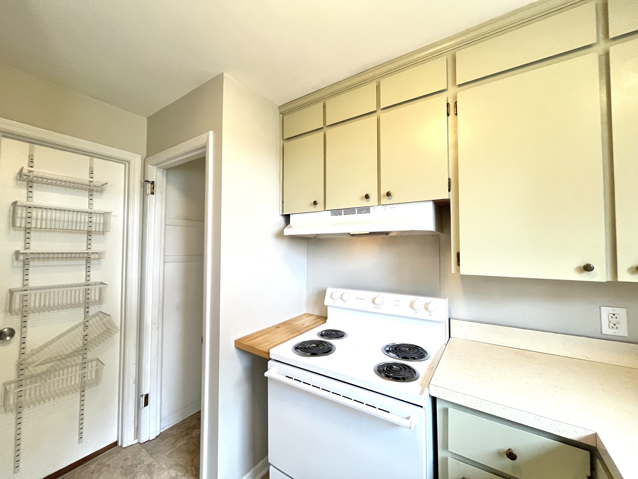439 Capri Dr Unit: A