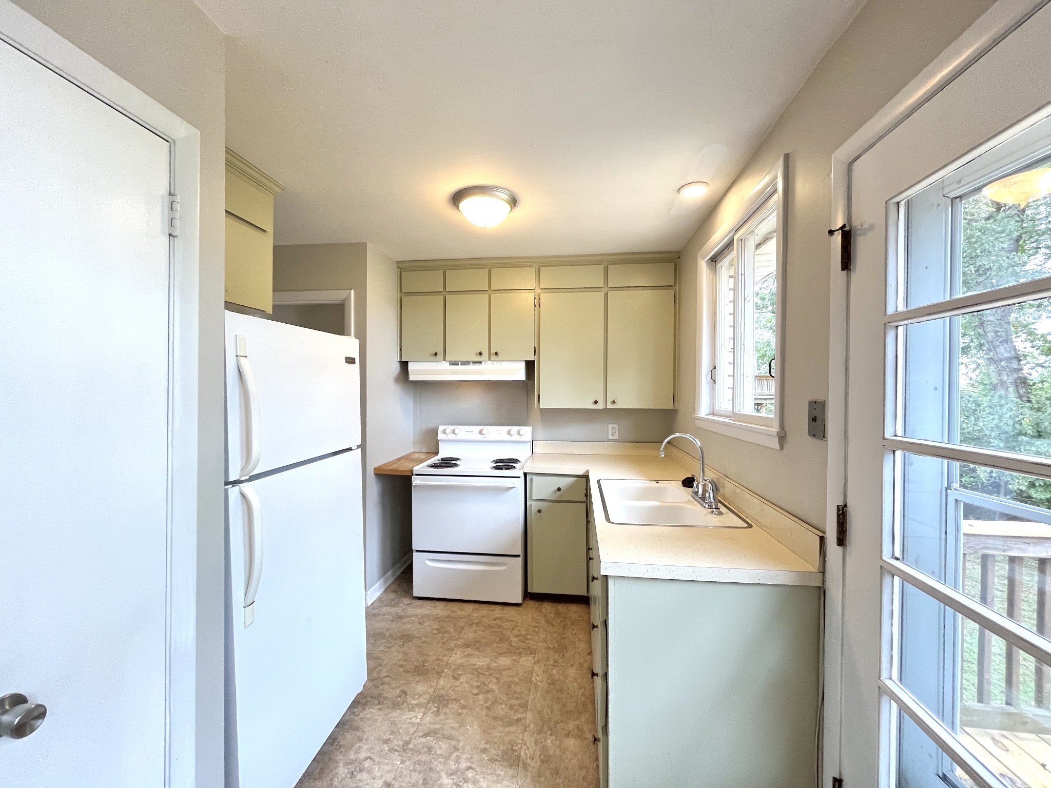 439 Capri Dr Unit: A