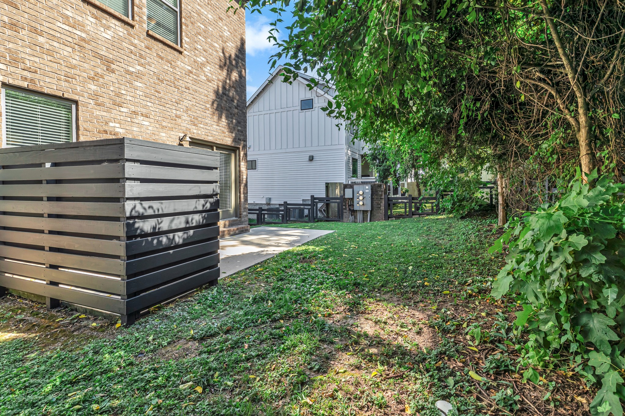 1696 Carvell Dr