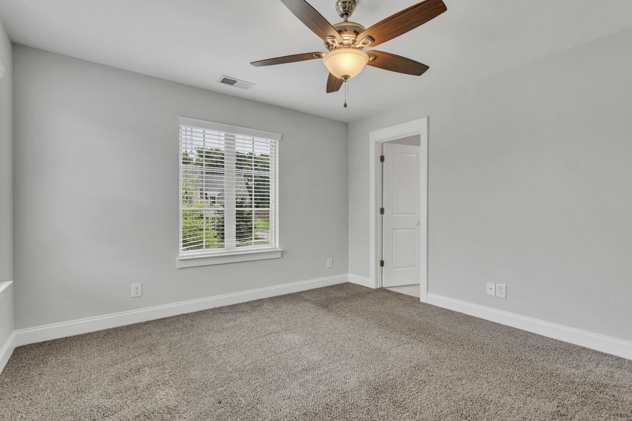 6093 Kidman Ln