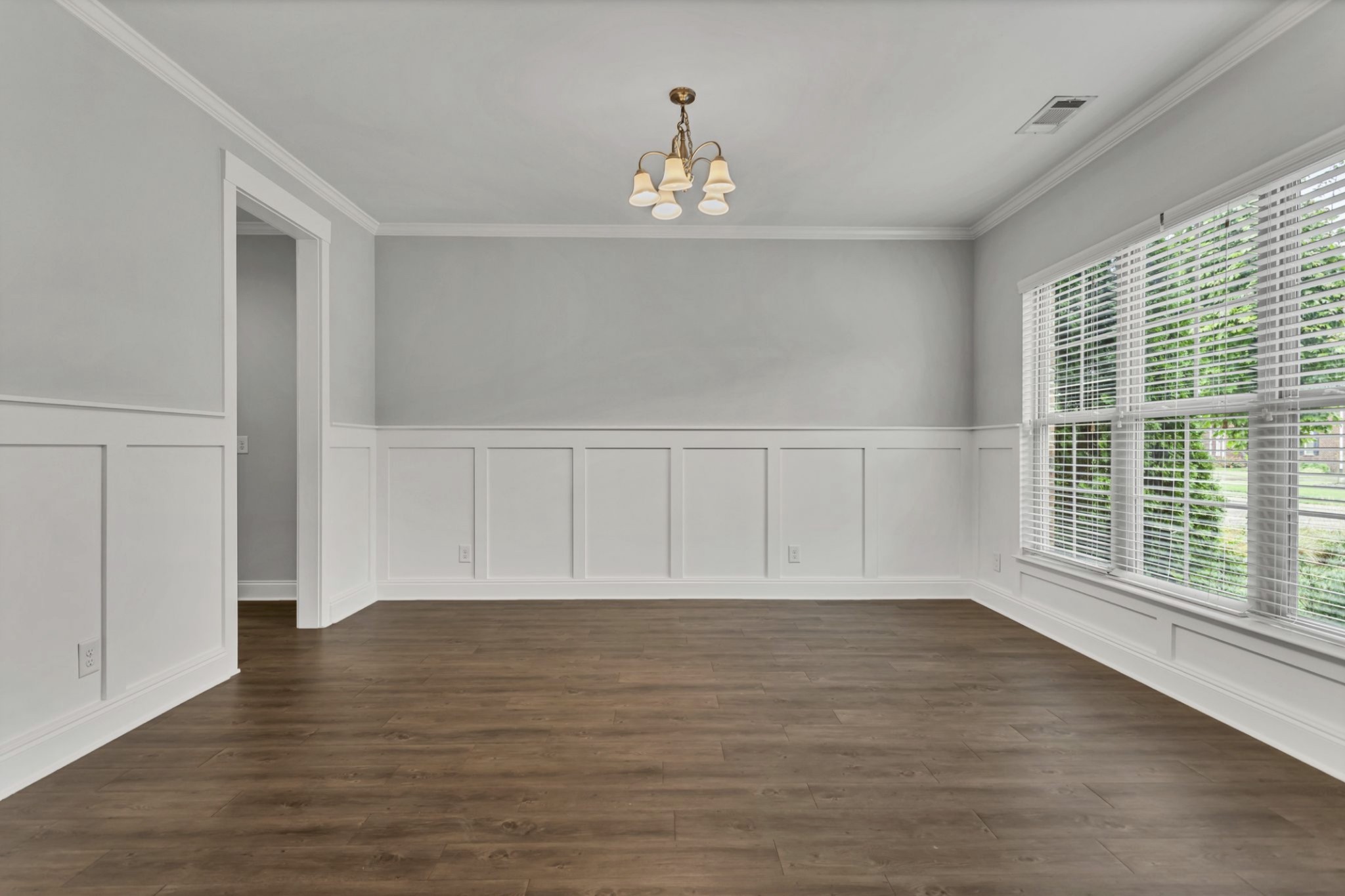 6093 Kidman Ln