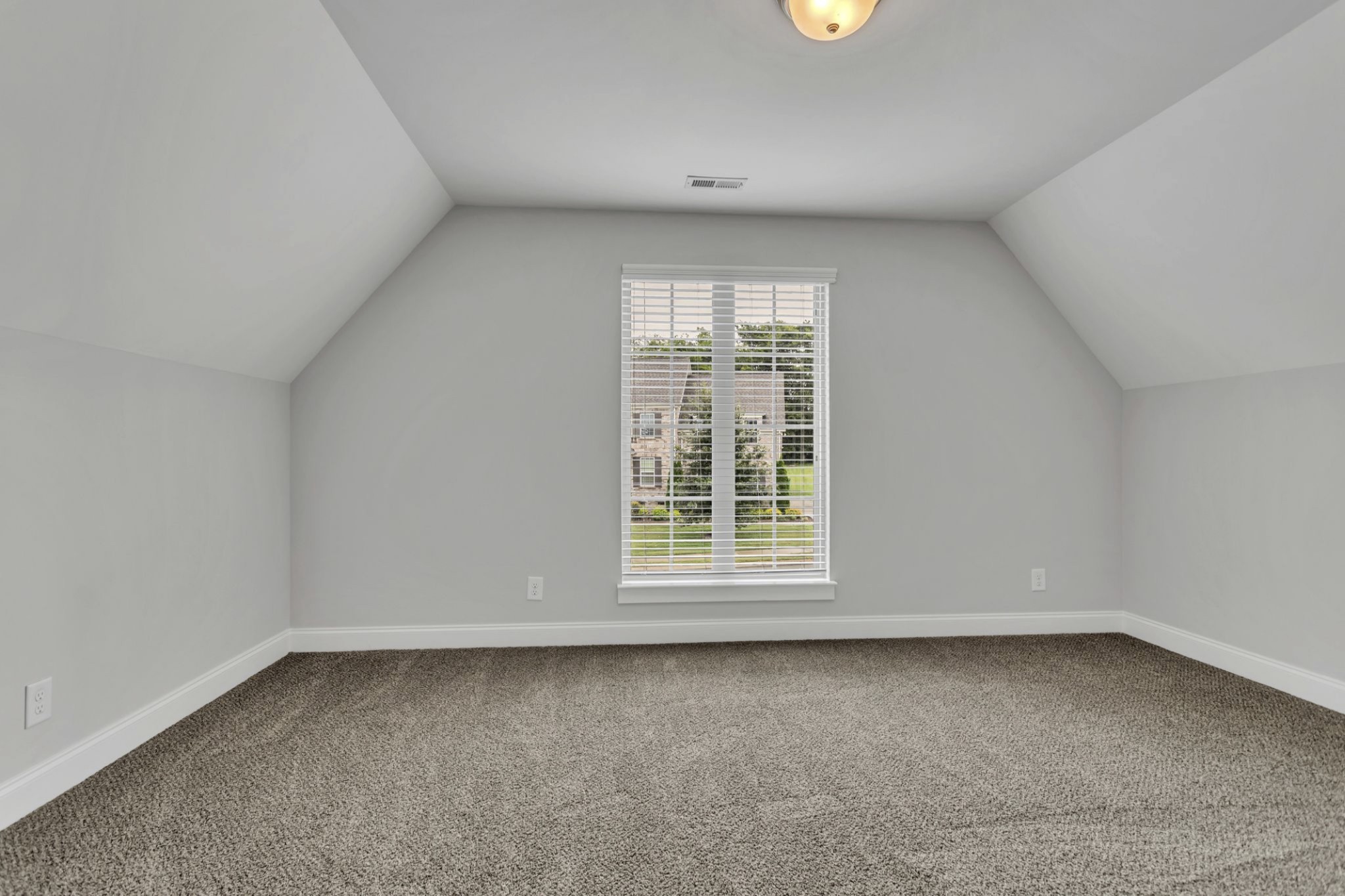 6093 Kidman Ln