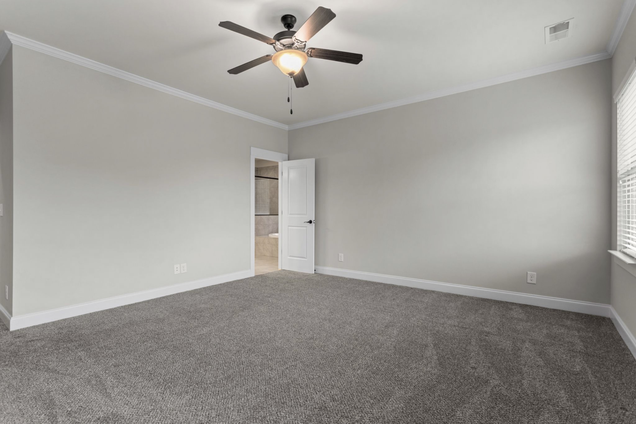 6091 Kidman Ln
