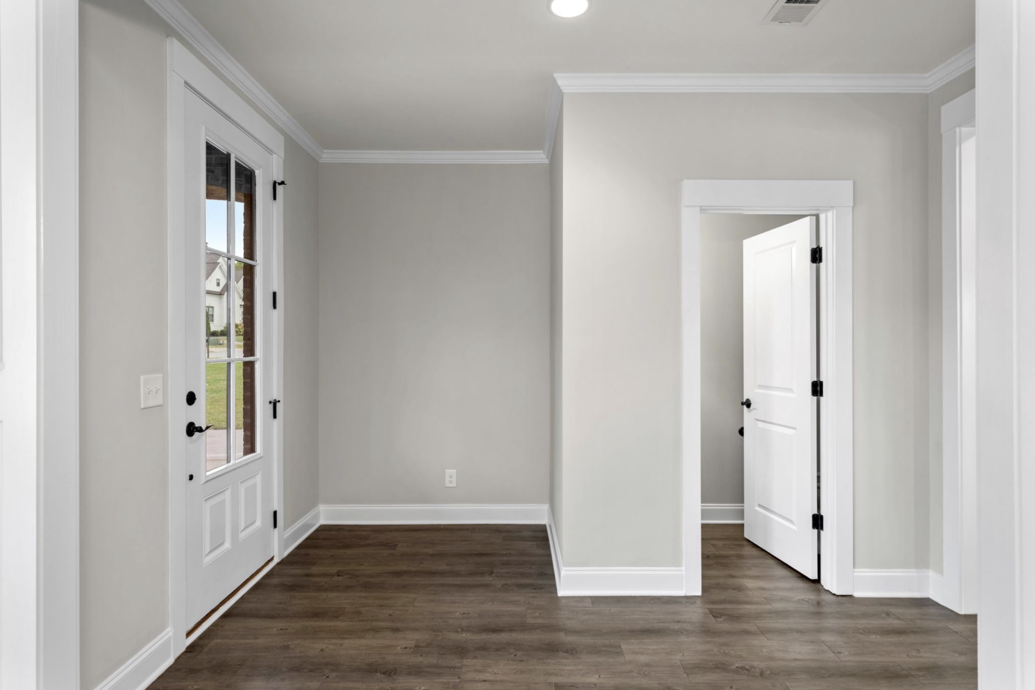 6091 Kidman Ln