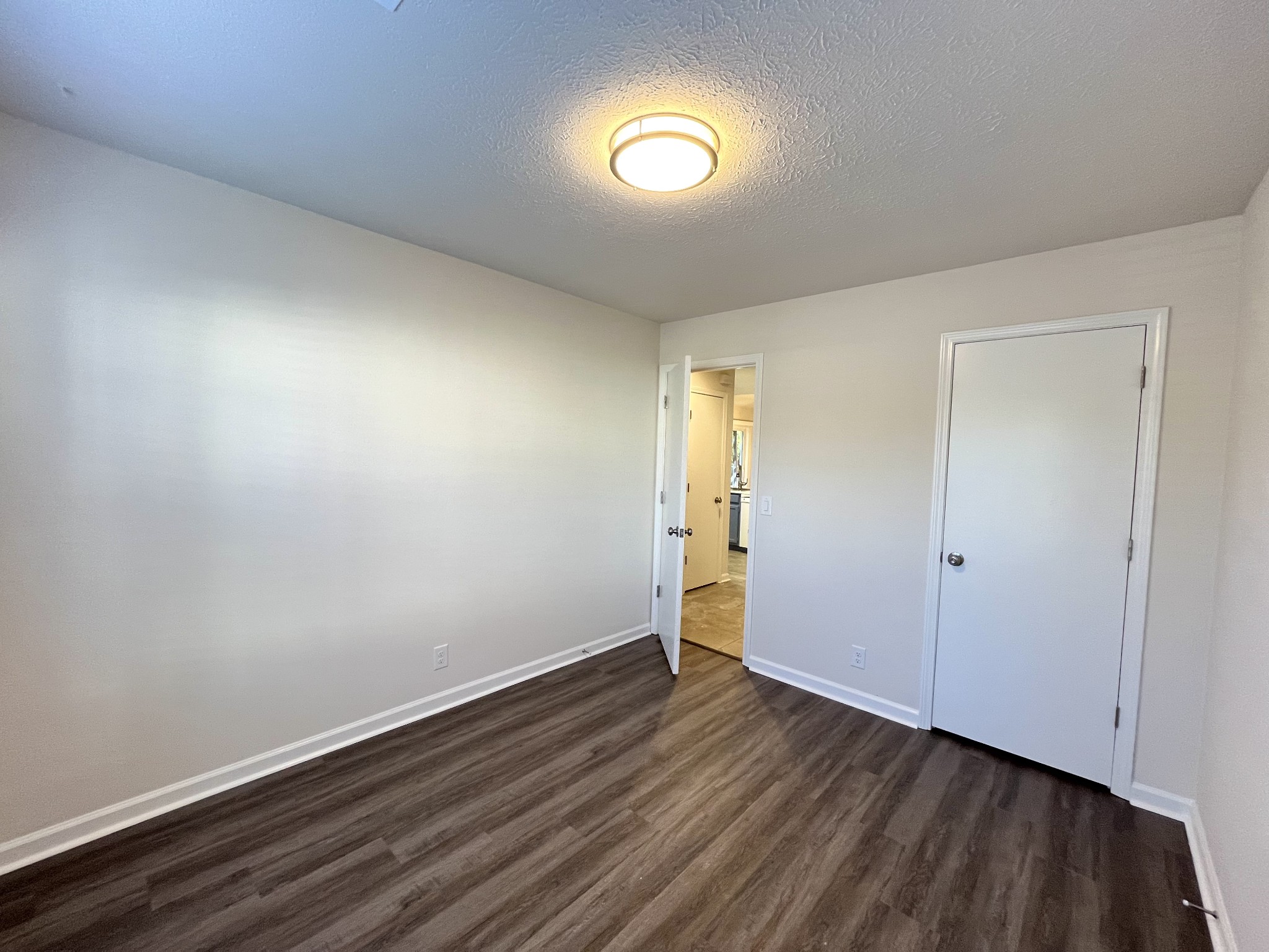 5813 Avalon Ct