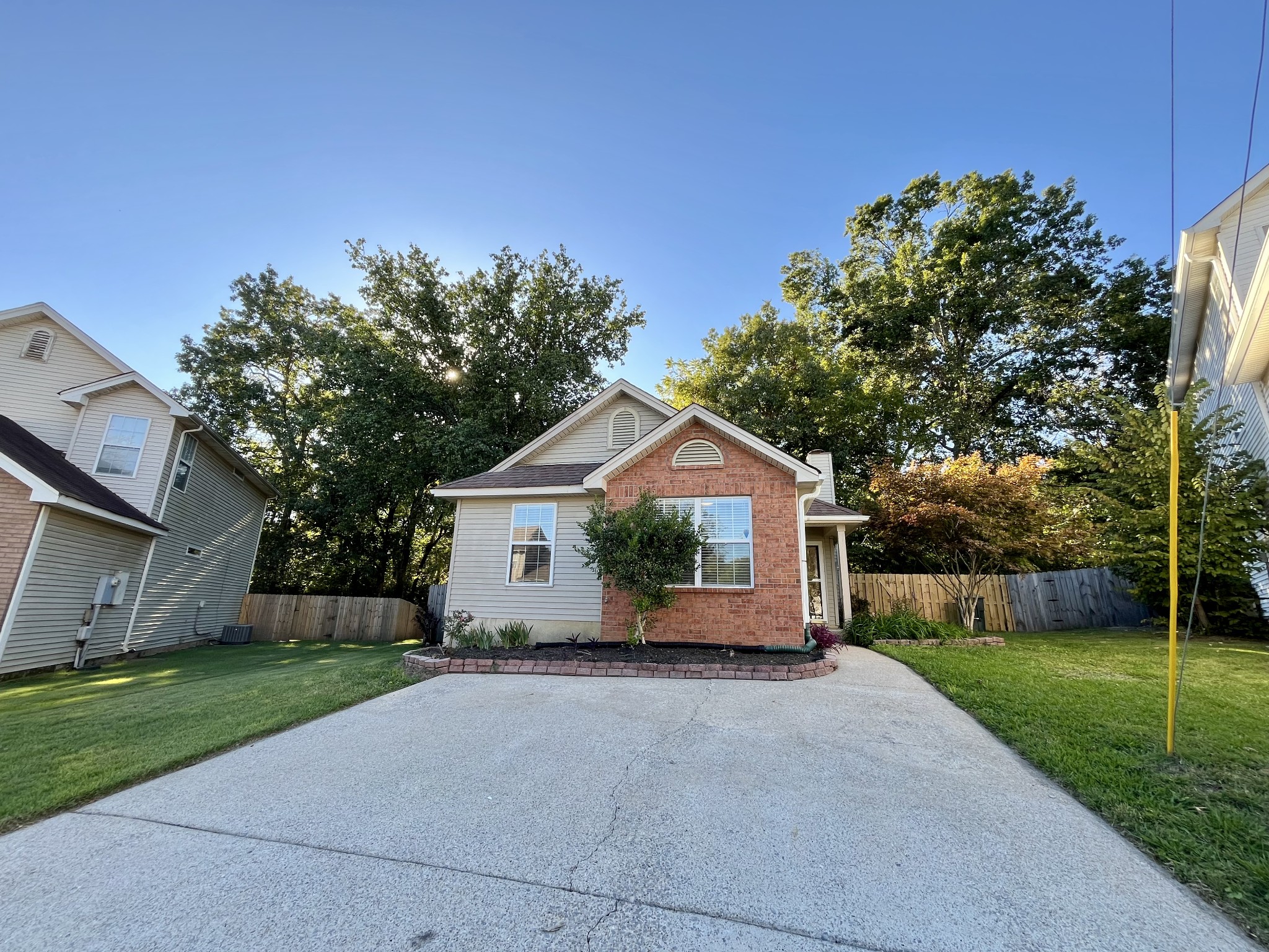 5813 Avalon Ct