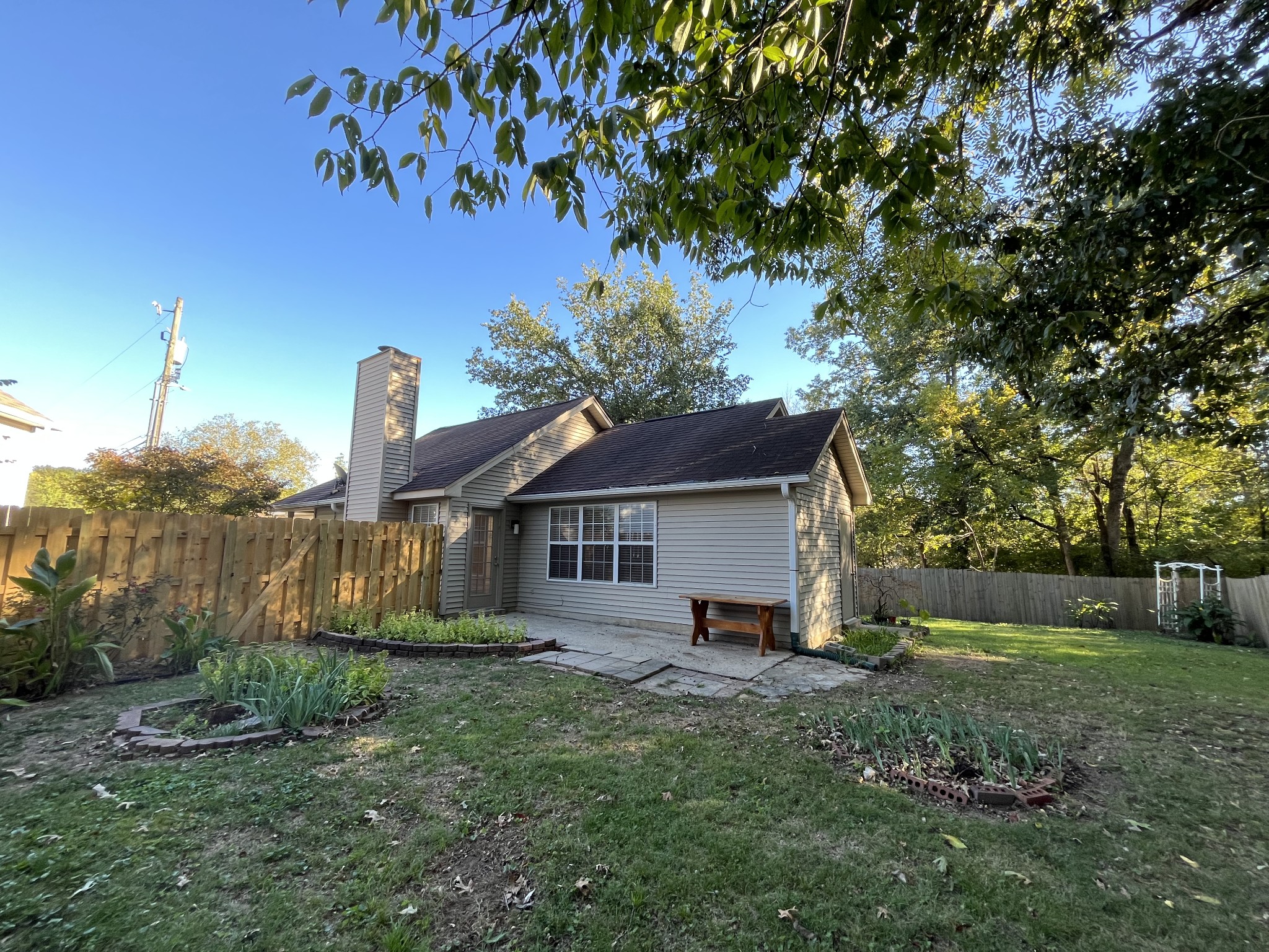 5813 Avalon Ct