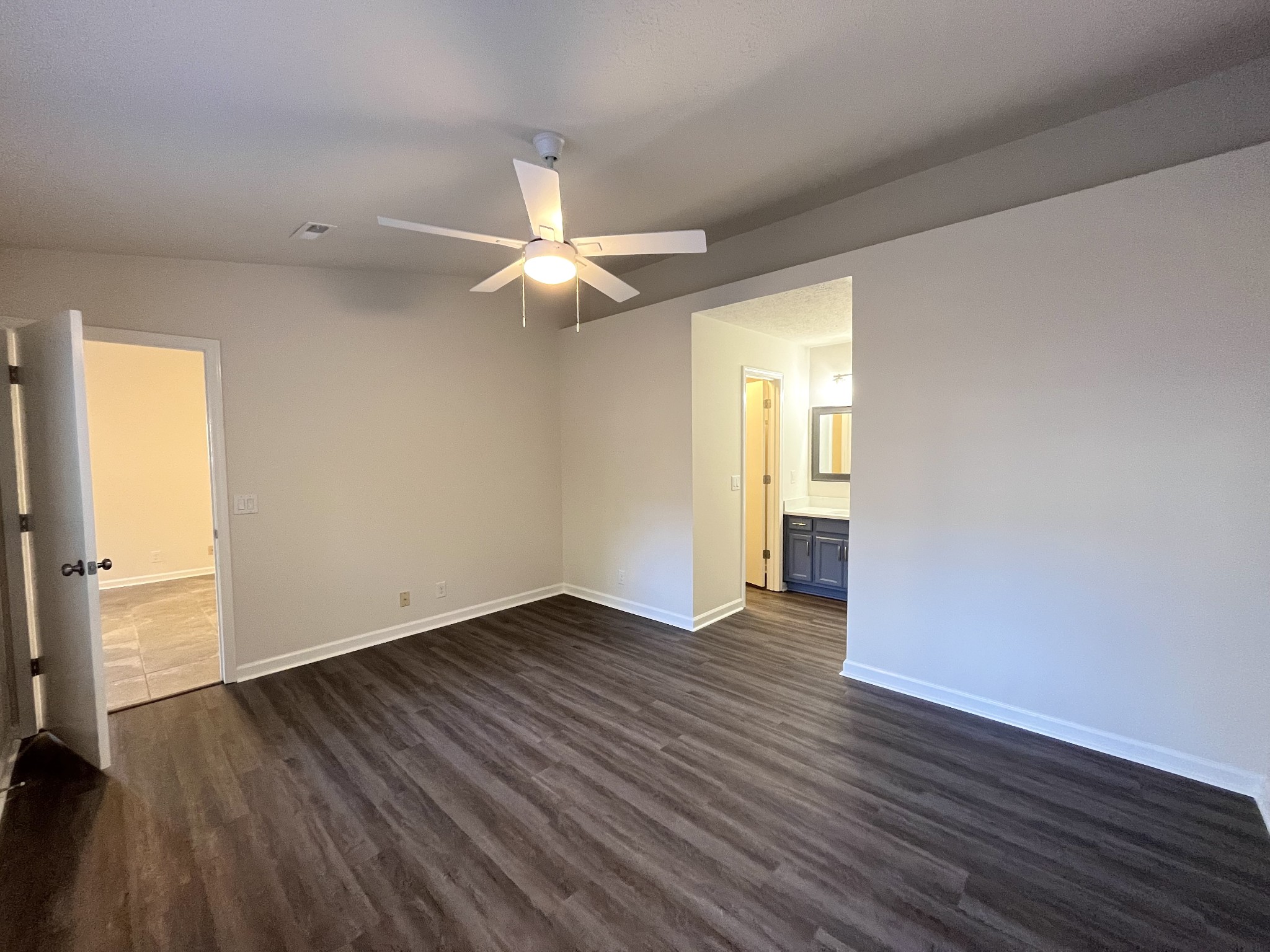 5813 Avalon Ct