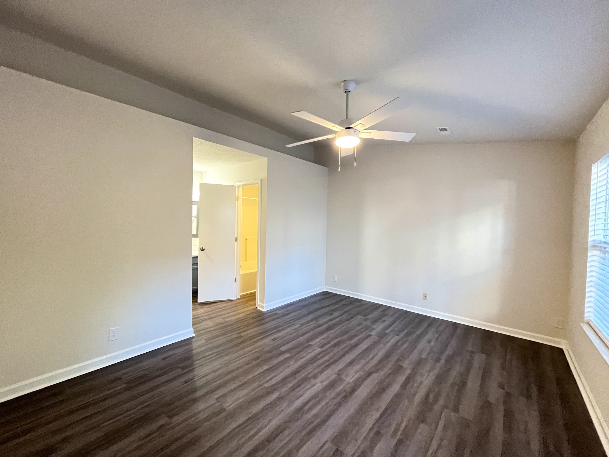 5813 Avalon Ct