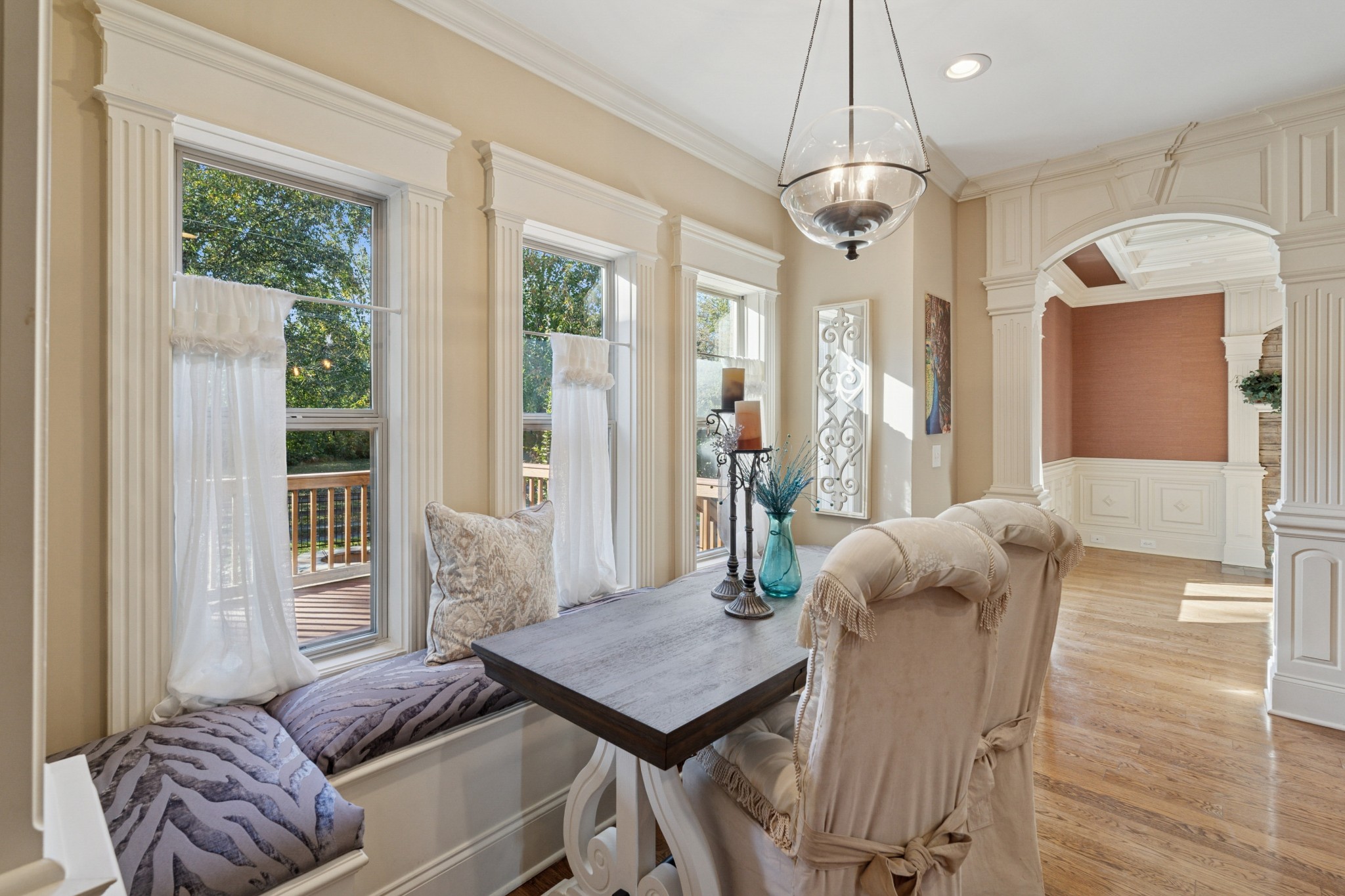 2711 Crowne Pointe Dr