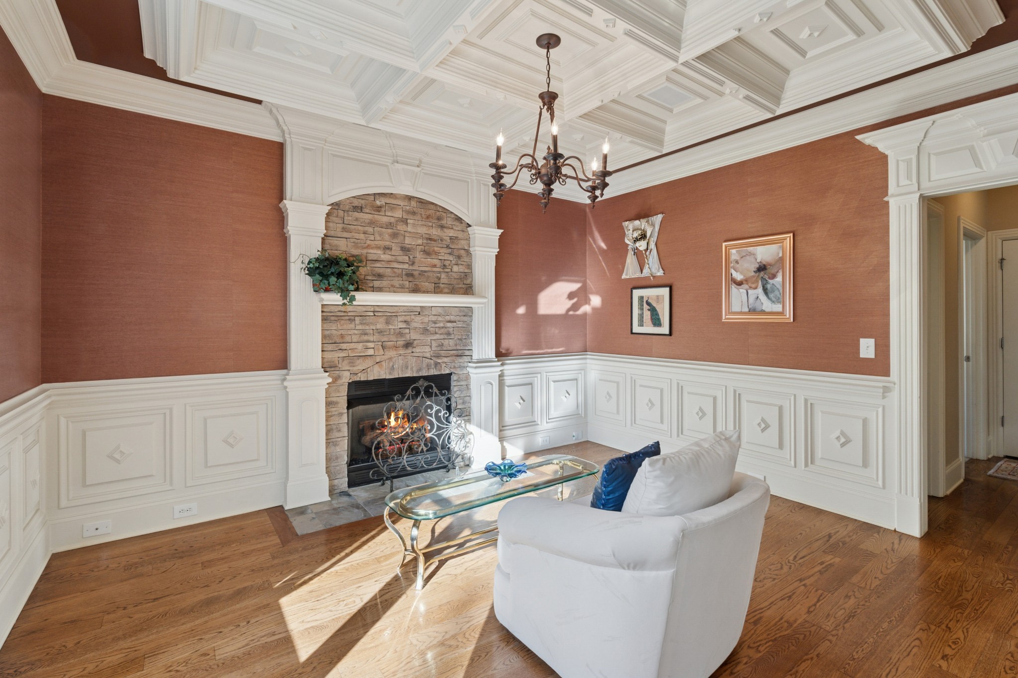 2711 Crowne Pointe Dr