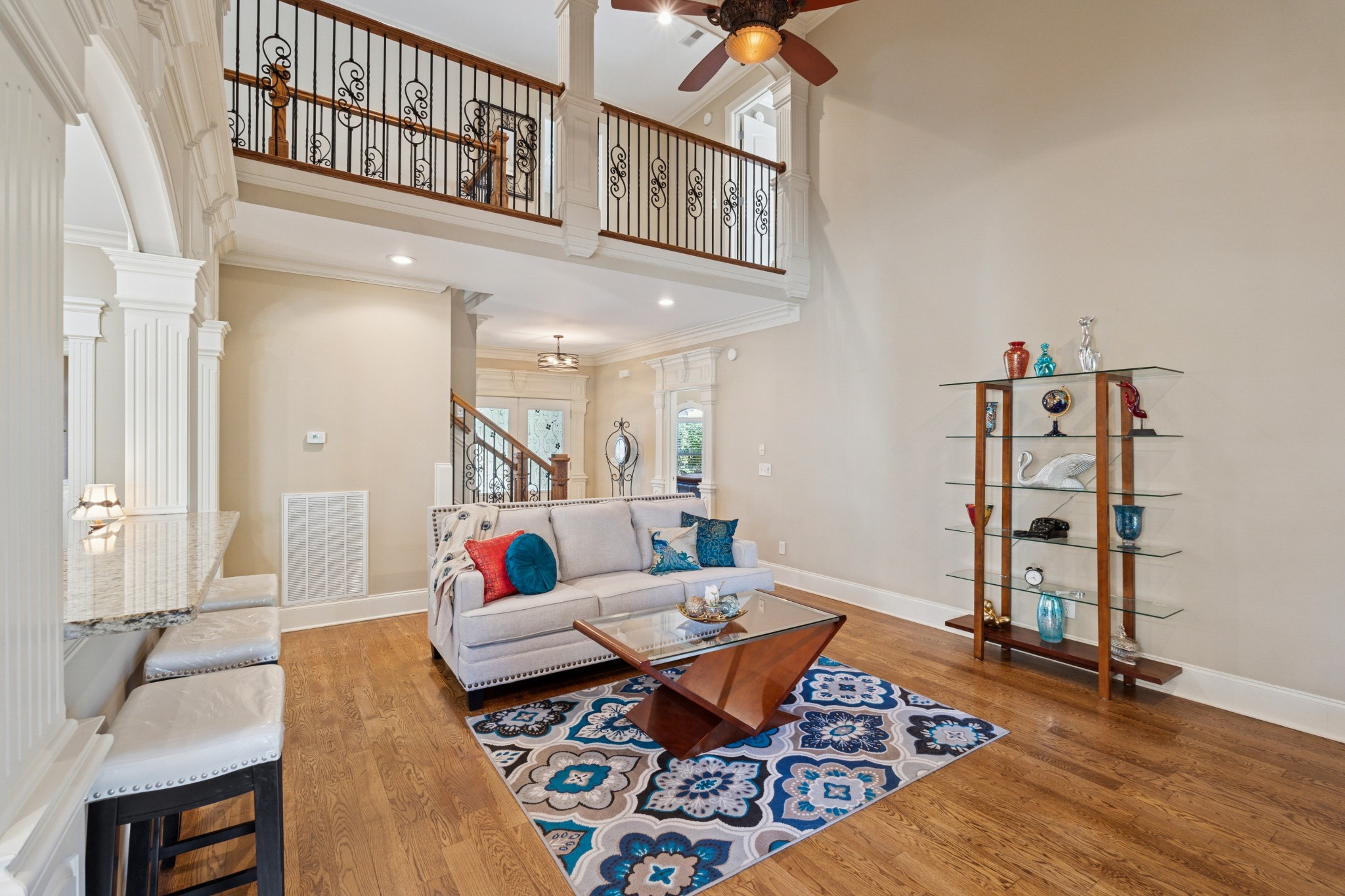 2711 Crowne Pointe Dr