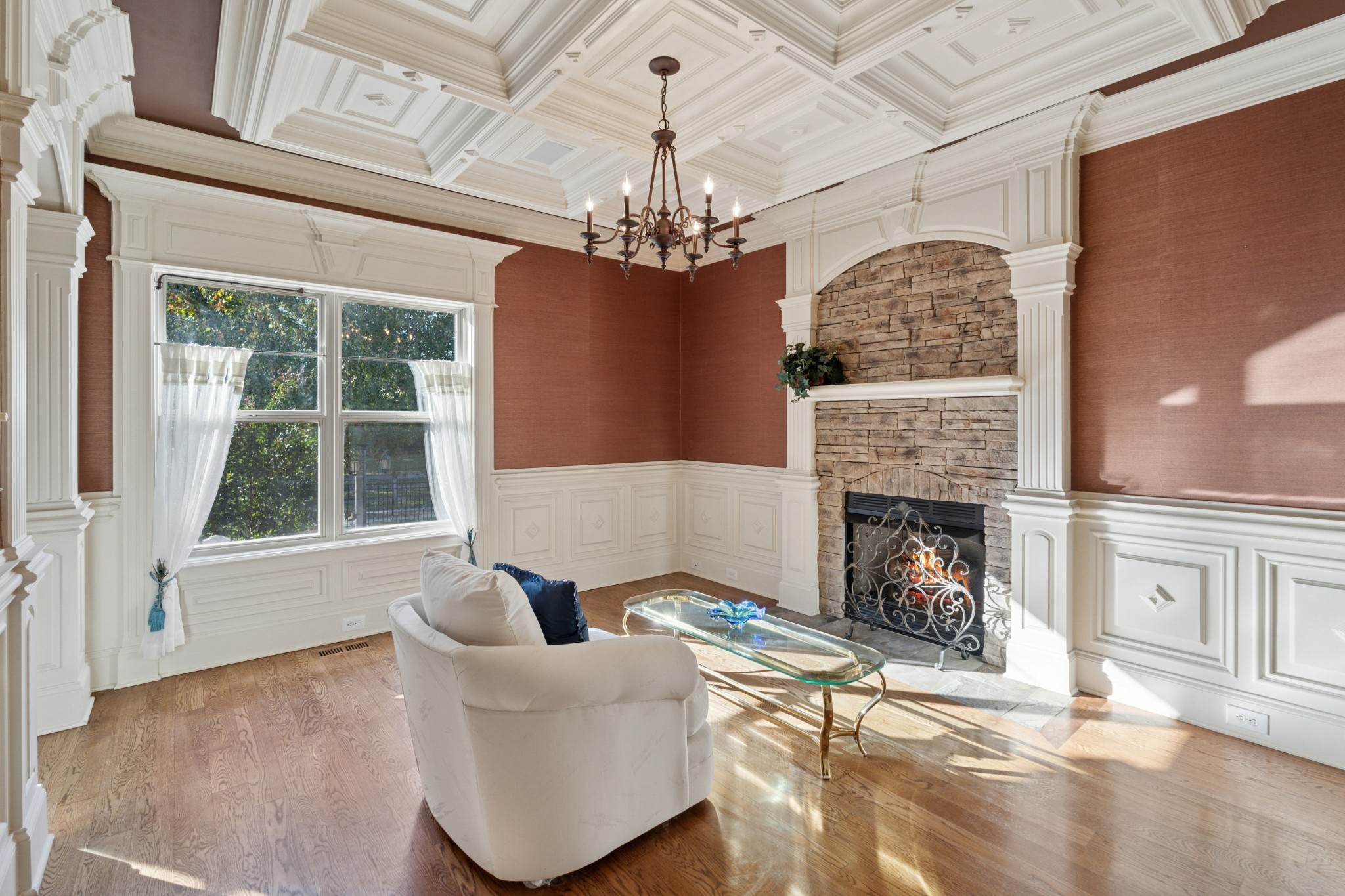 2711 Crowne Pointe Dr