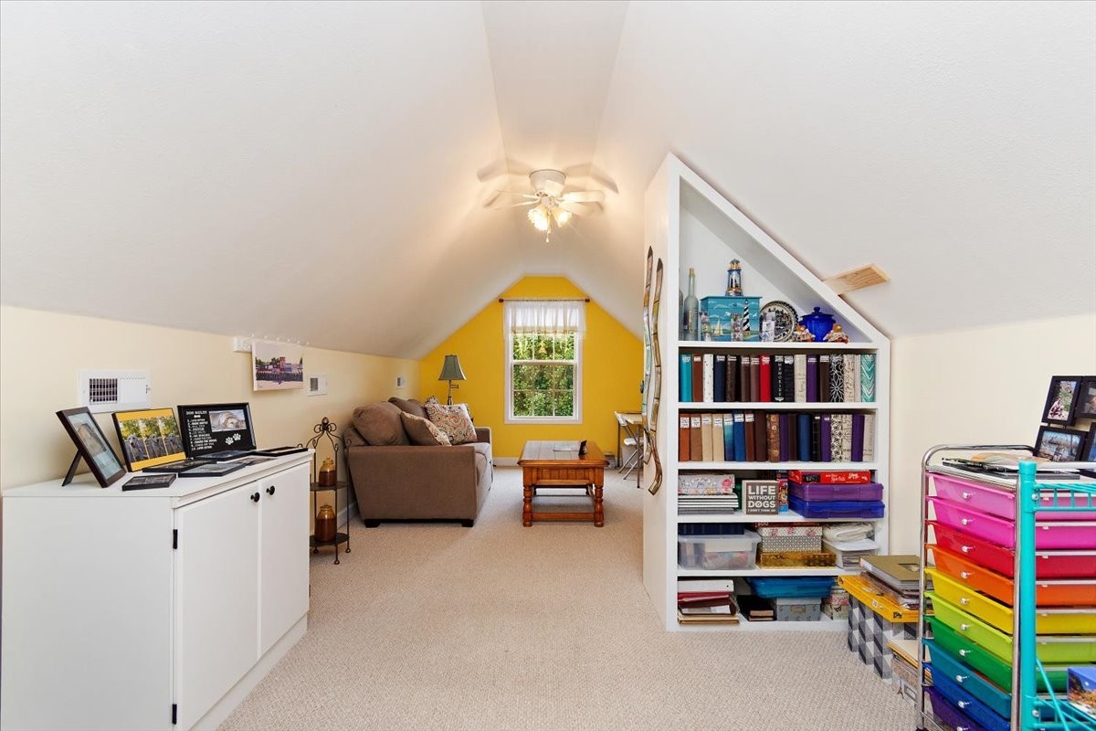 417 Whispering Winds Dr