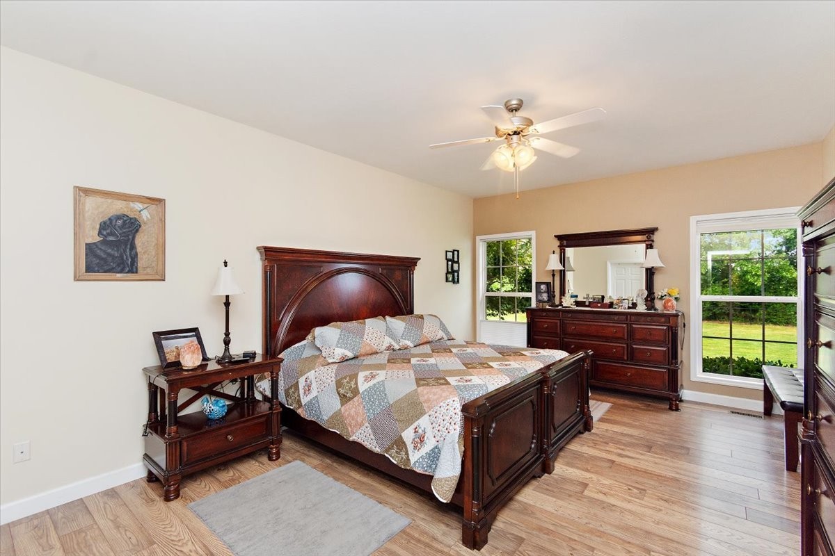 417 Whispering Winds Dr