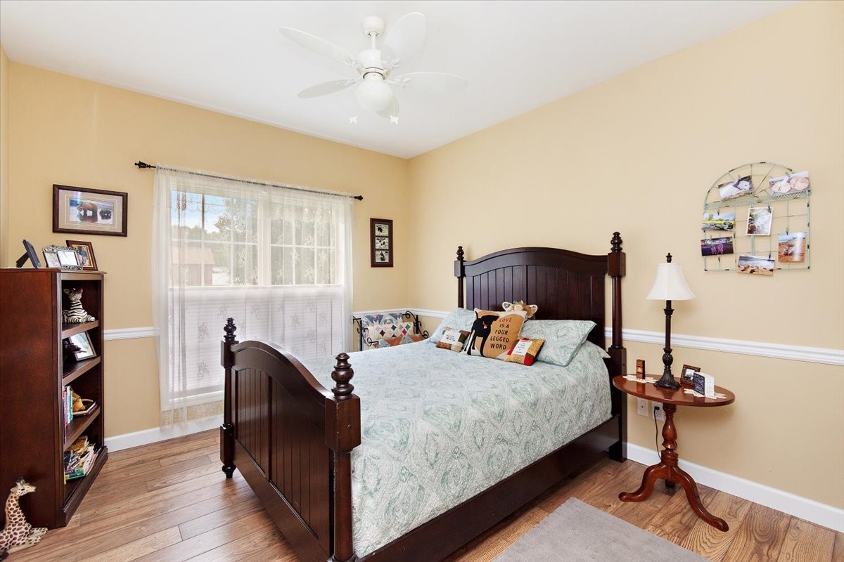 417 Whispering Winds Dr