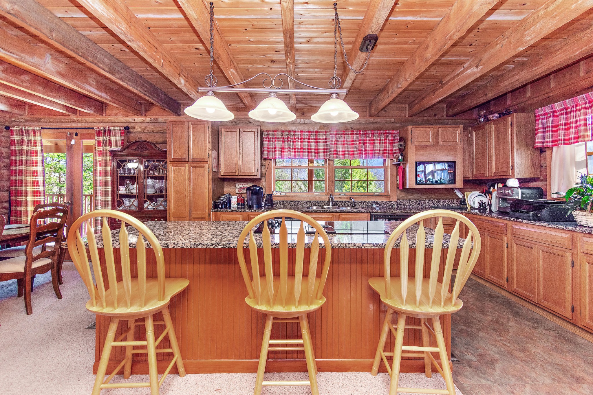 549 Geneva Ln