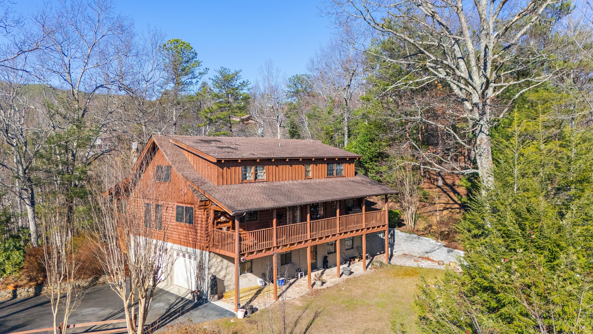 549 Geneva Ln
