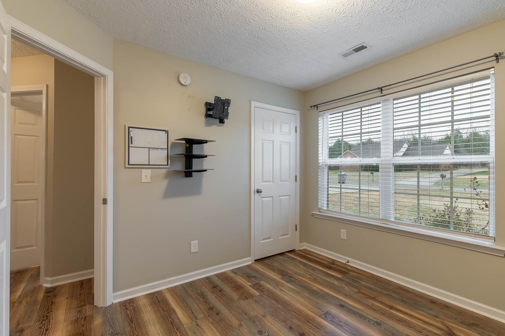 3194 Barretts Ridge Dr