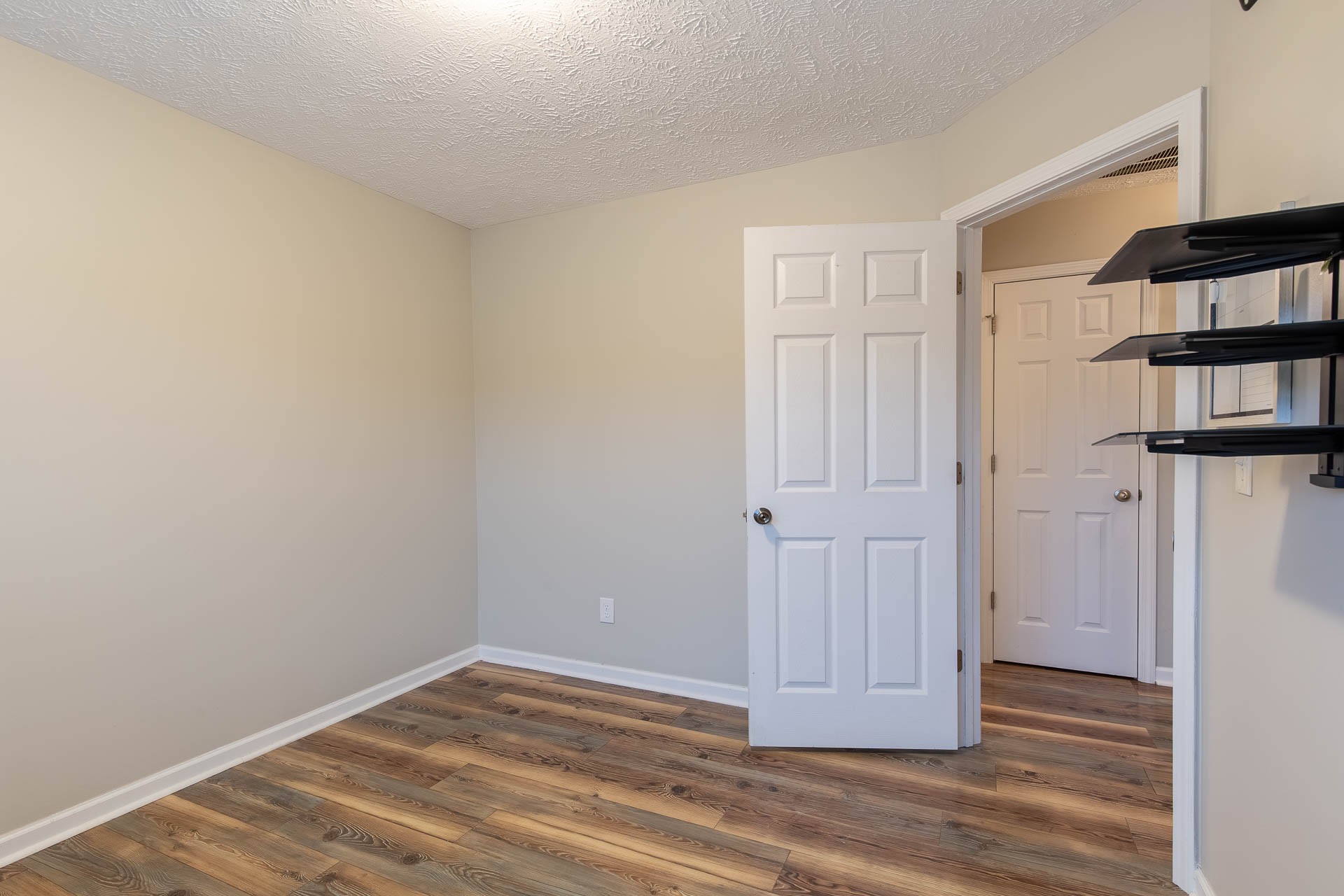 3194 Barretts Ridge Dr