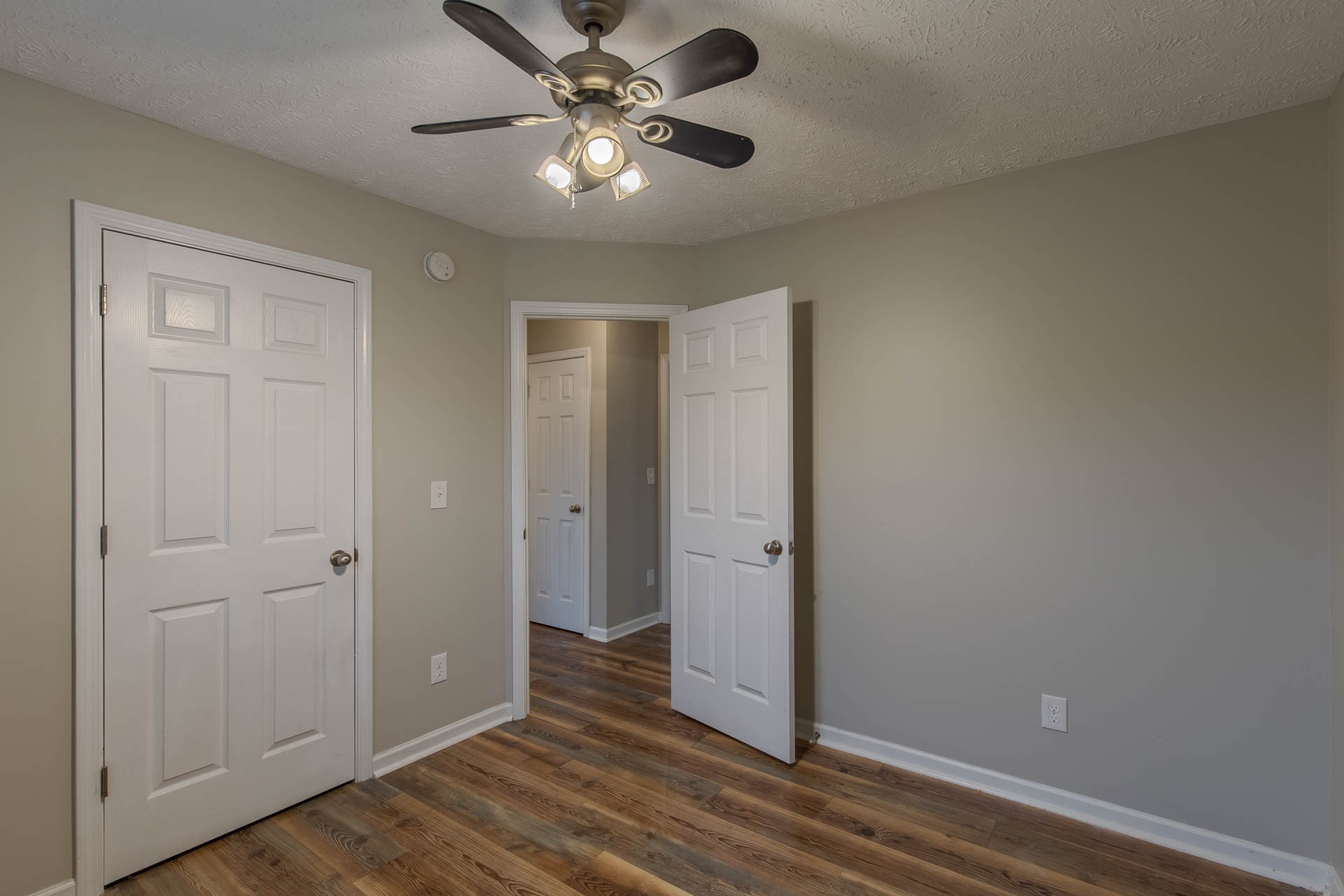 3194 Barretts Ridge Dr