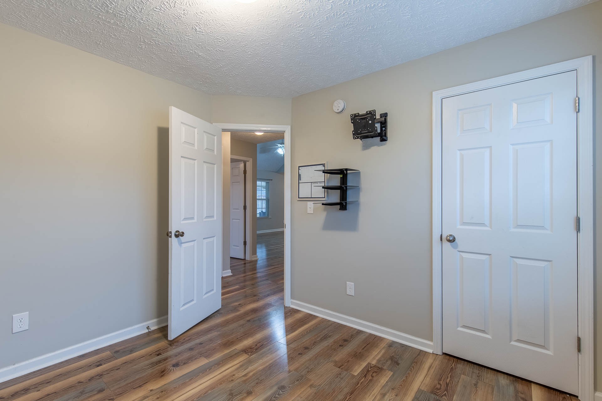 3194 Barretts Ridge Dr