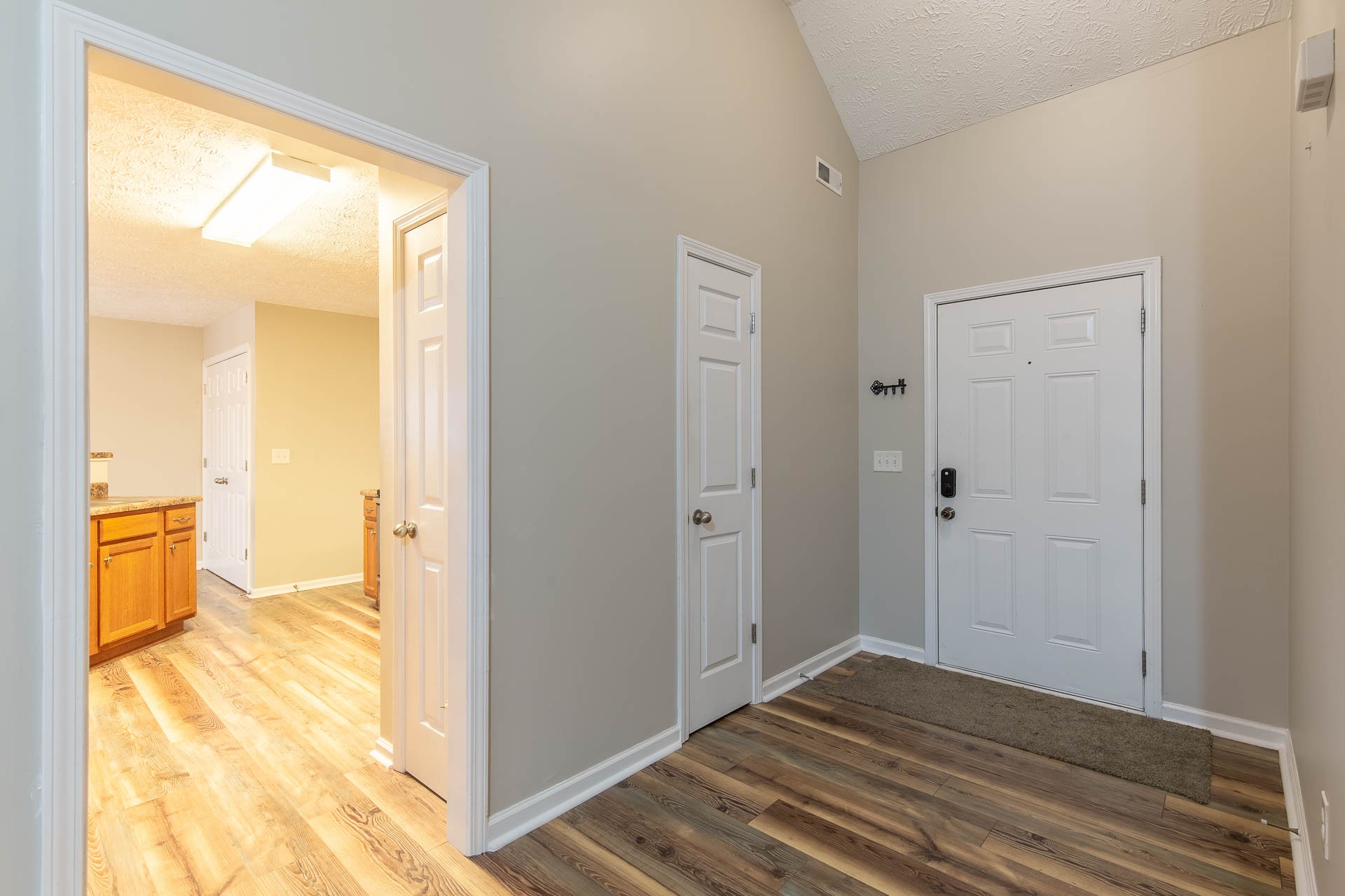 3194 Barretts Ridge Dr