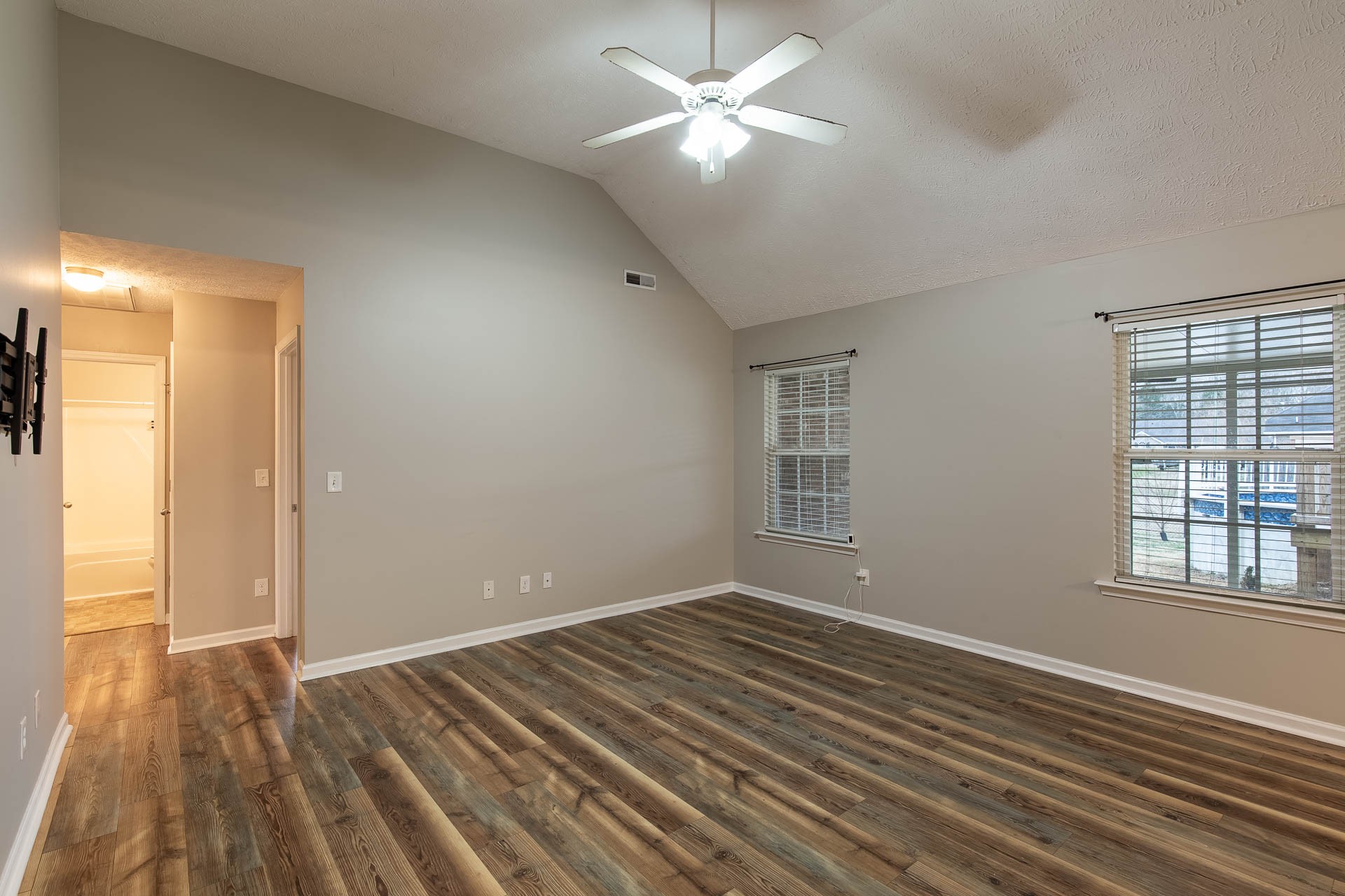 3194 Barretts Ridge Dr