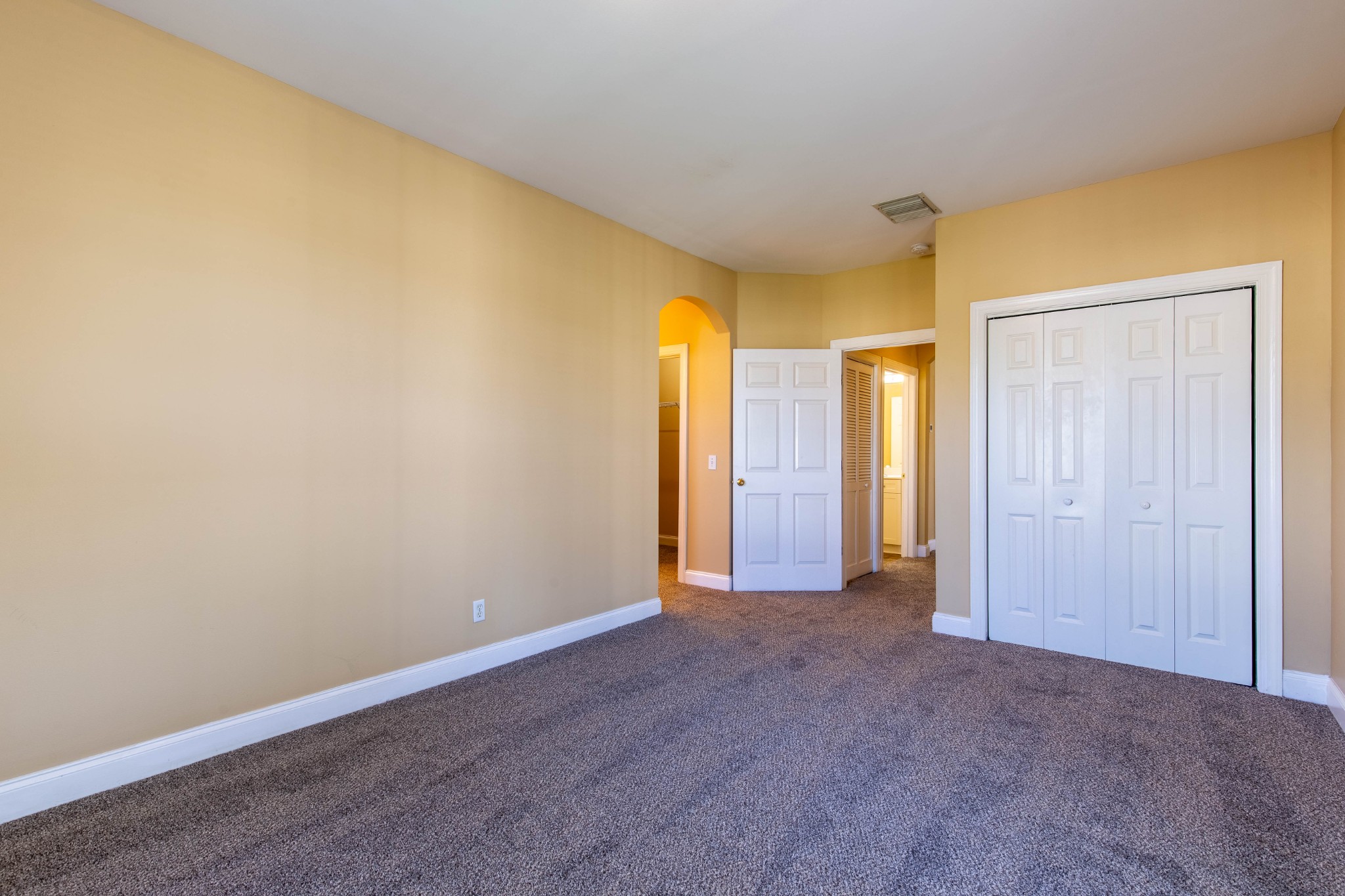 4316 Summercrest Blvd Unit: 520