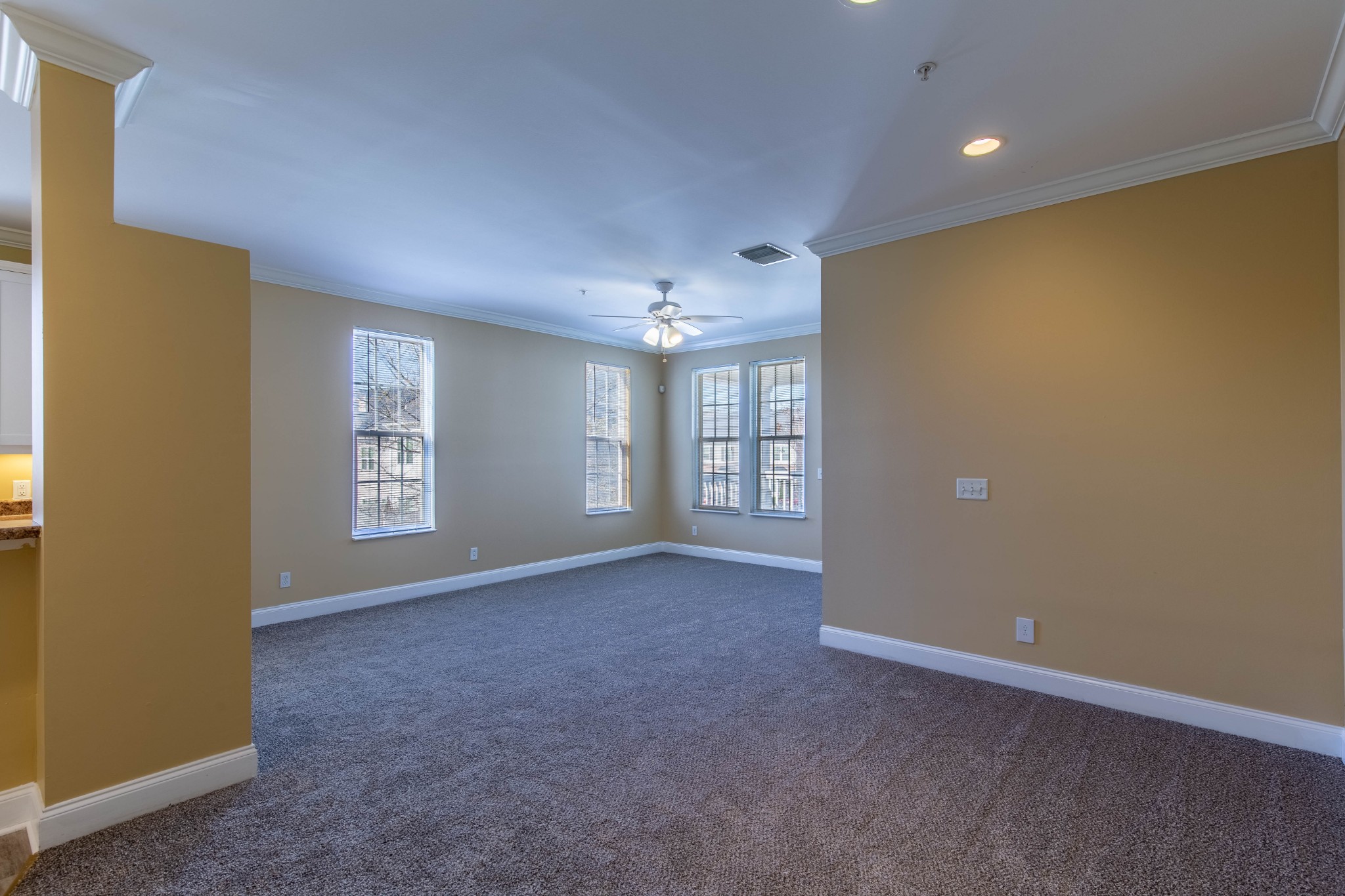 4316 Summercrest Blvd Unit: 520