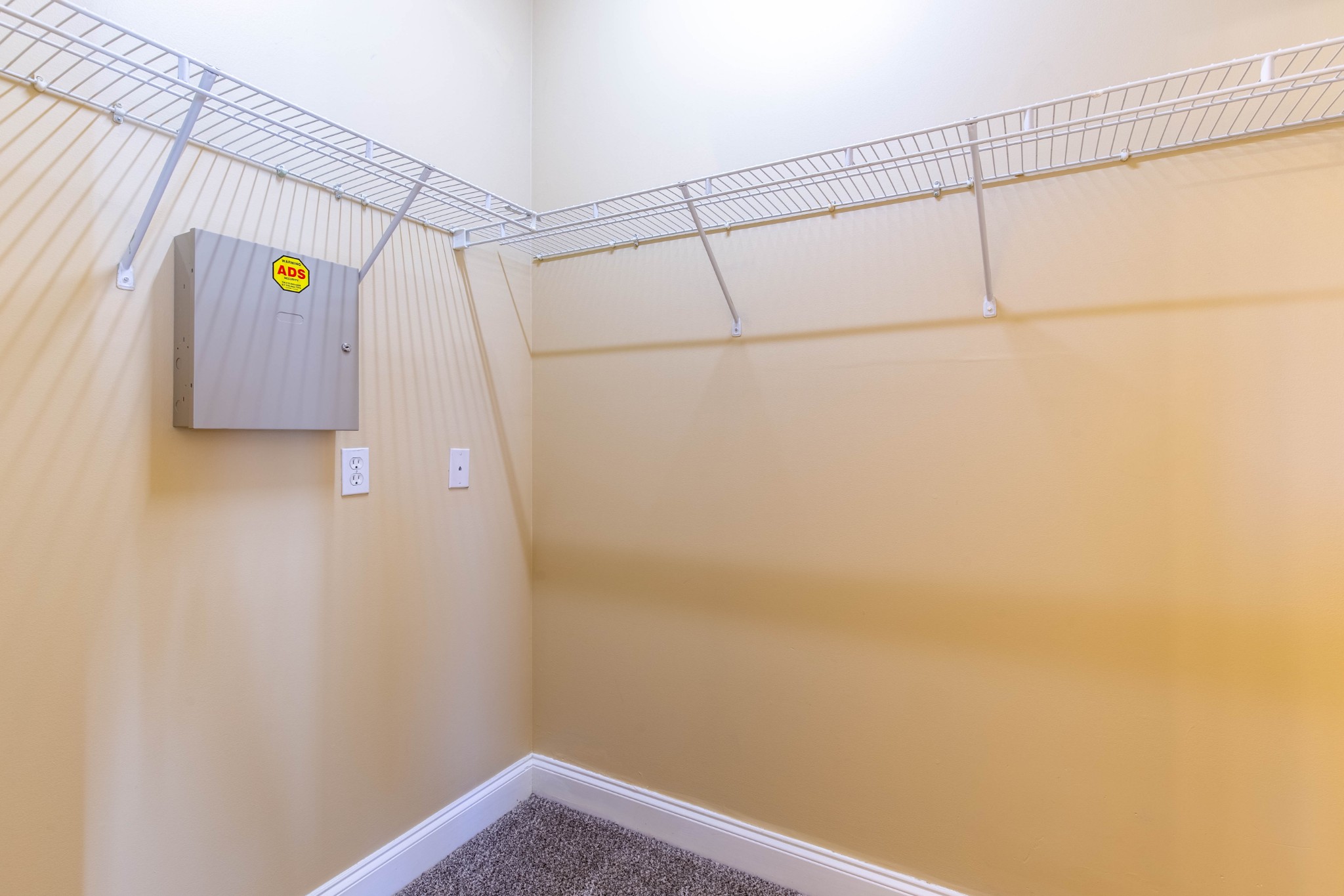 4316 Summercrest Blvd Unit: 520