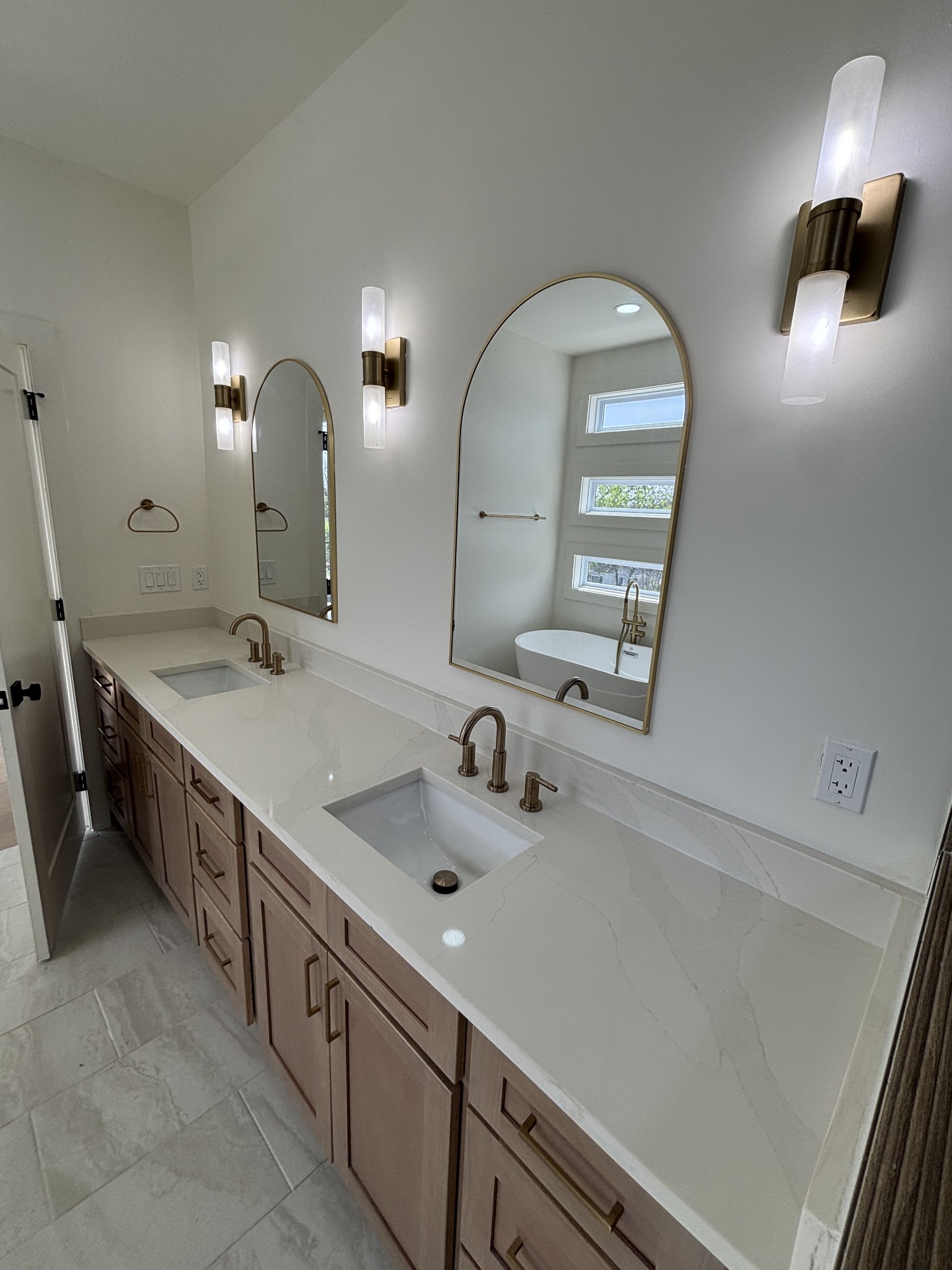 4A Belle Forrest Ave Unit: A